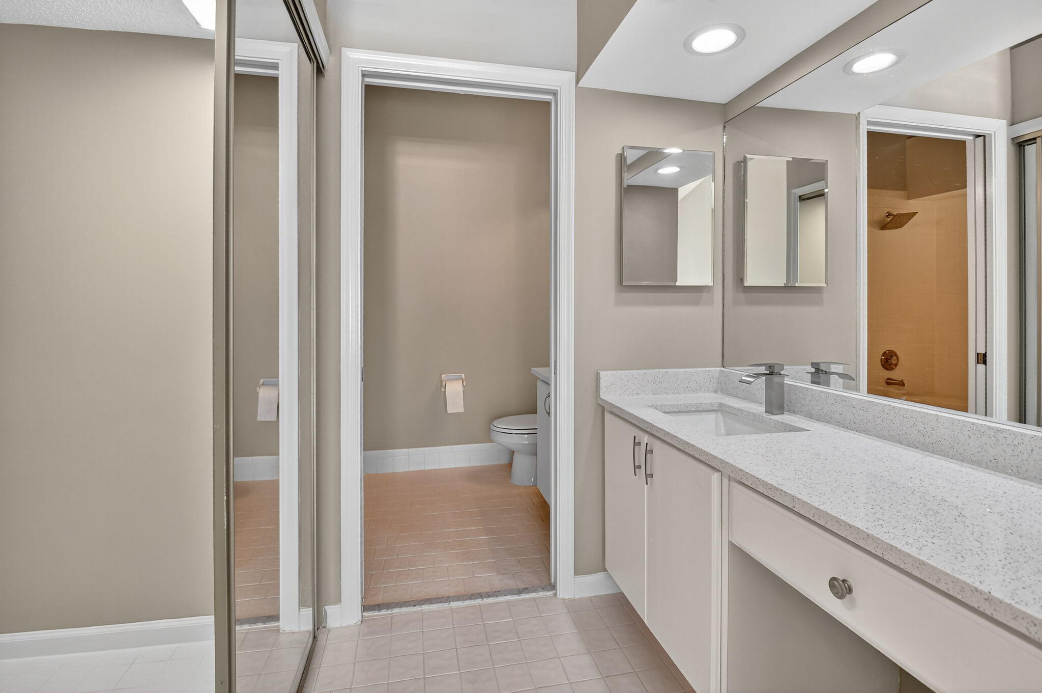 8041 Aberdeen Drive 202