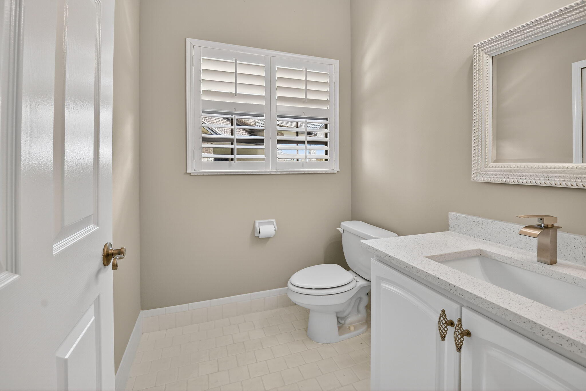 8041 Aberdeen Drive 202