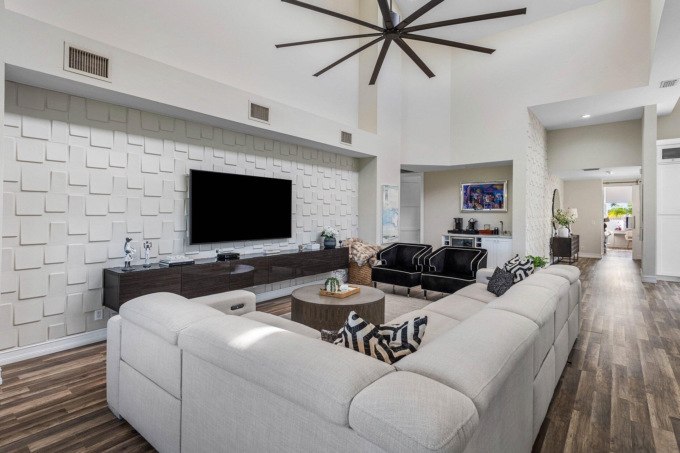 5887 NW 24th Avenue 1203