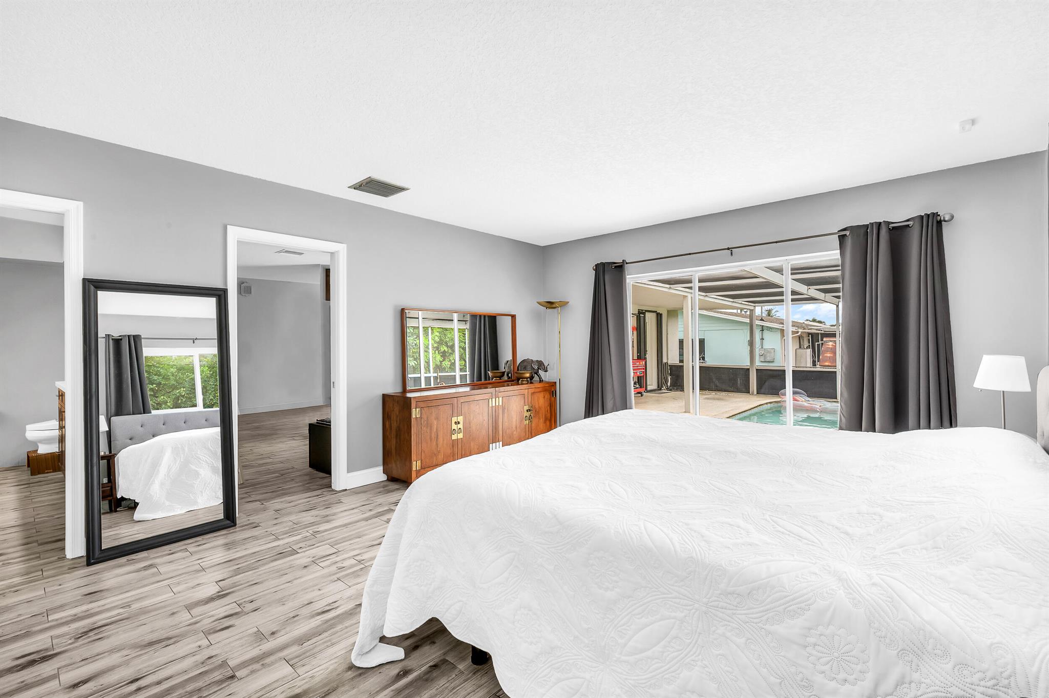 326 SW 13th Avenue