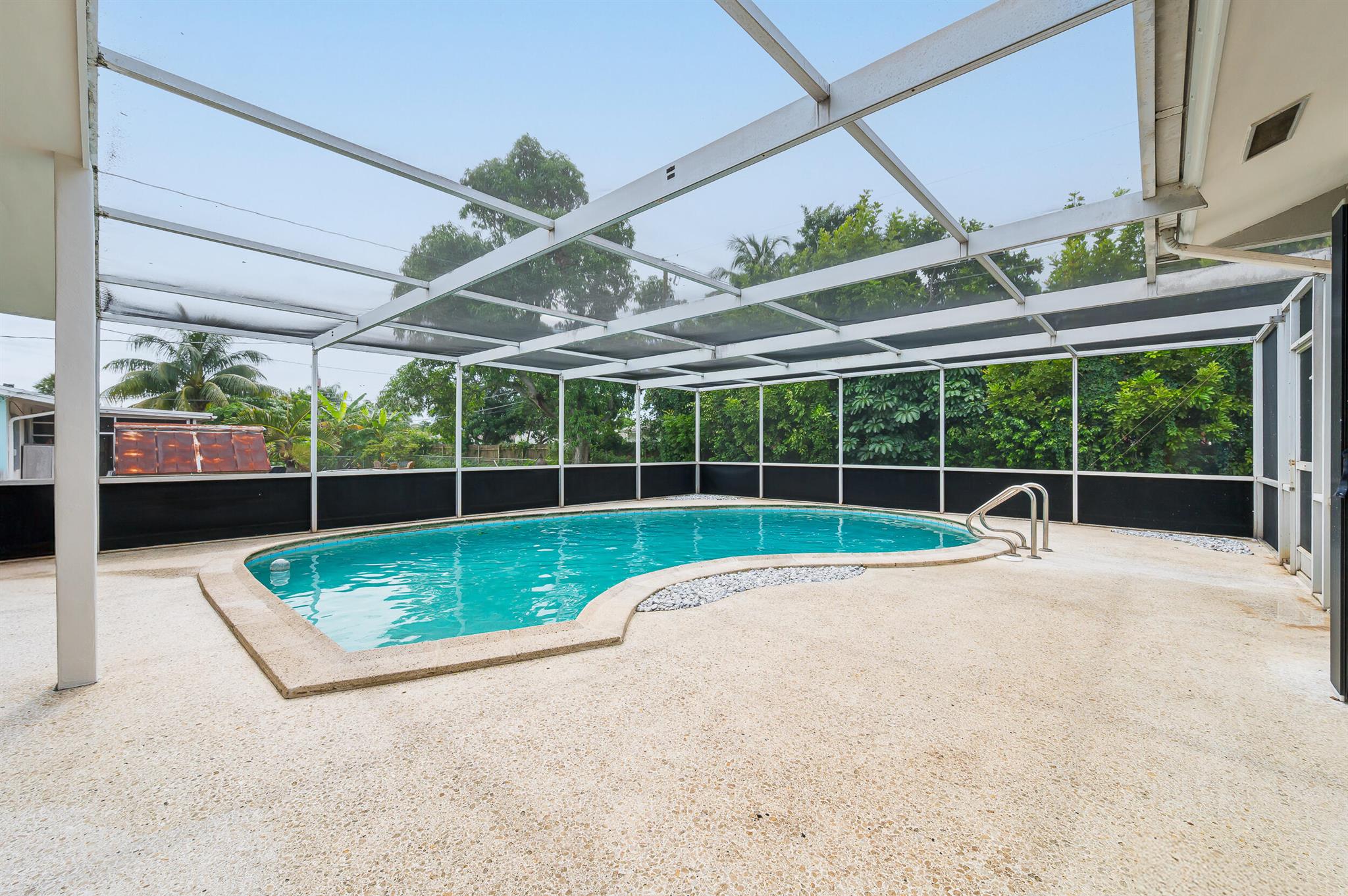 326 SW 13th Avenue