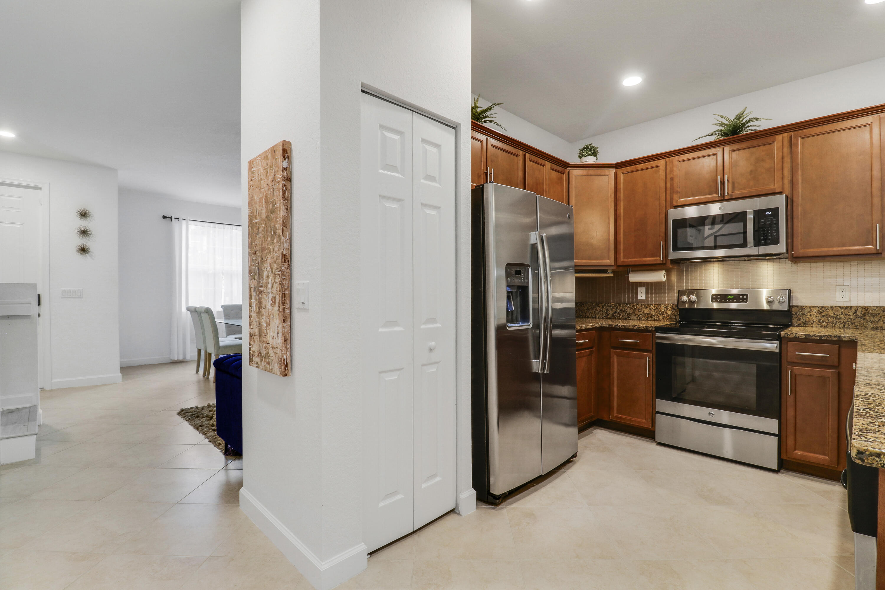 4321 Maybelle Lane