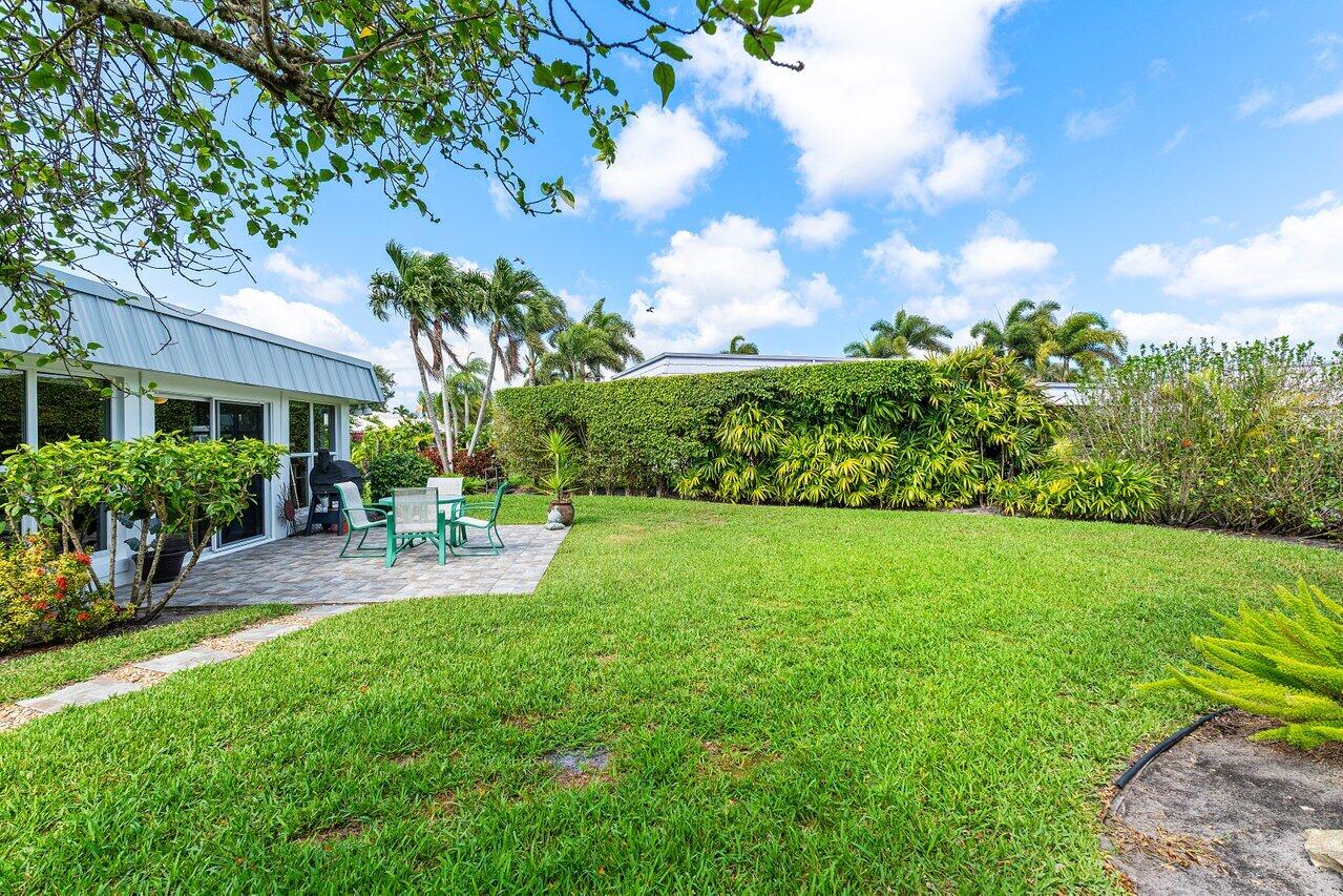 401 French Royale Circle