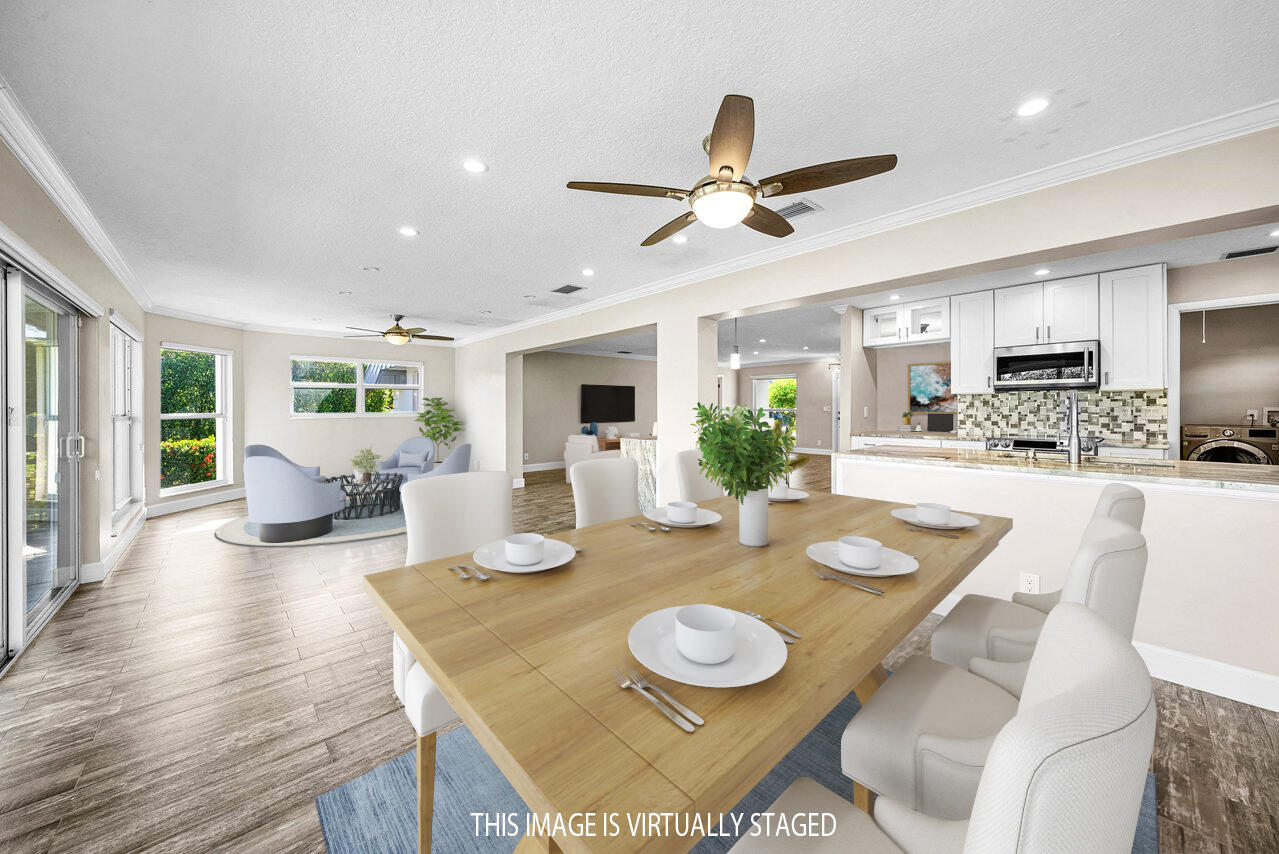 401 French Royale Circle
