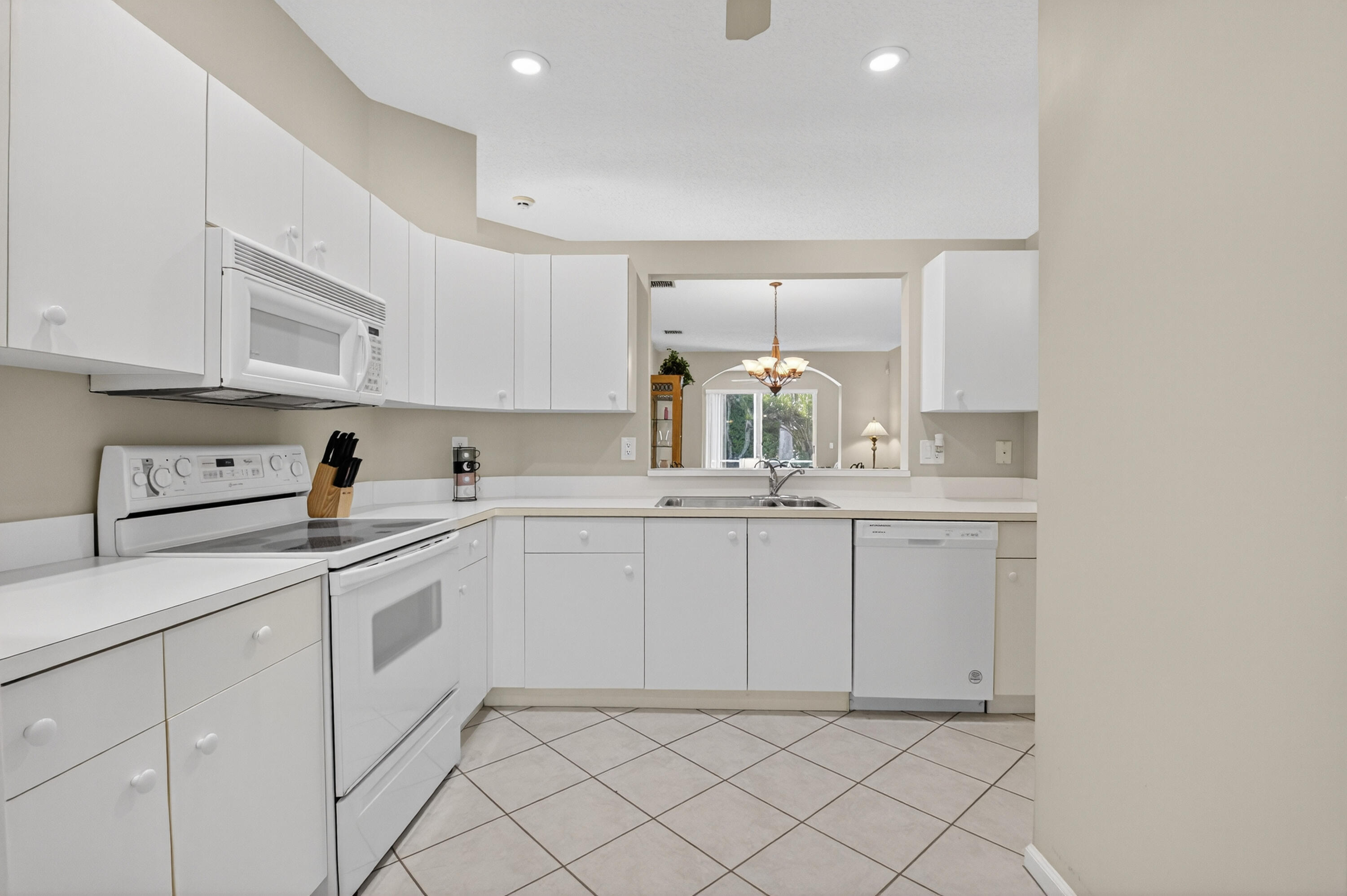 10612 Royal Caribbean Circle