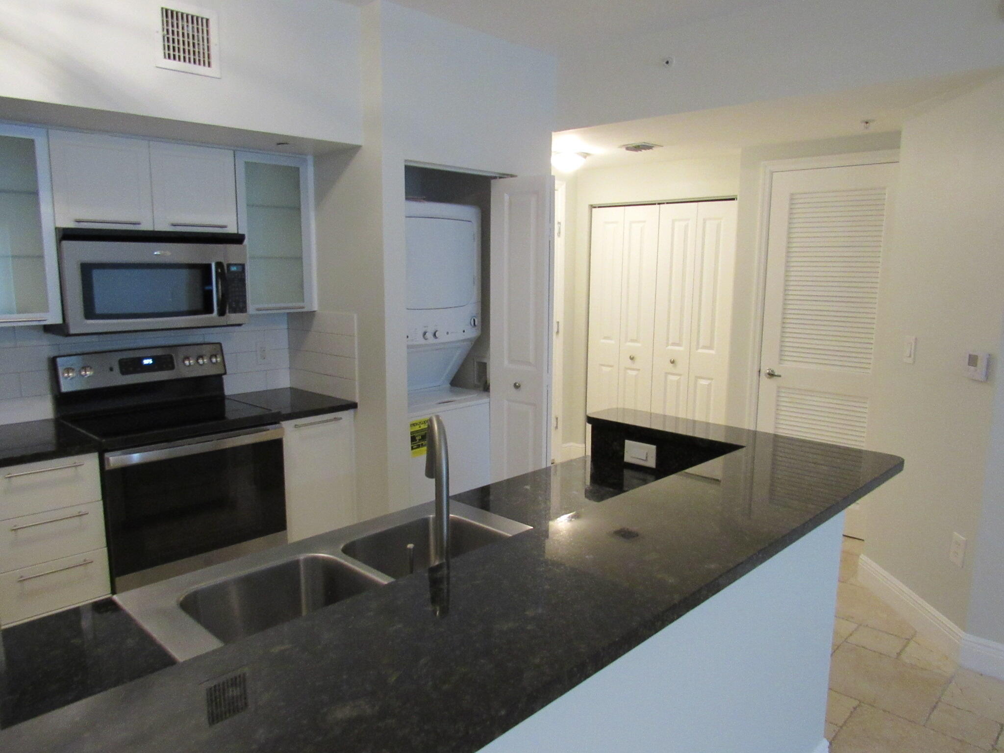 235 NE 1st Street 304