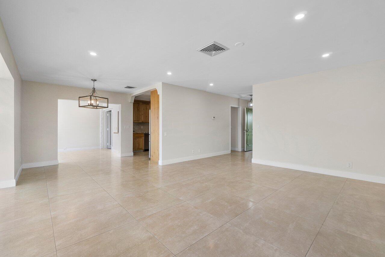 362 Yorktowne Circle
