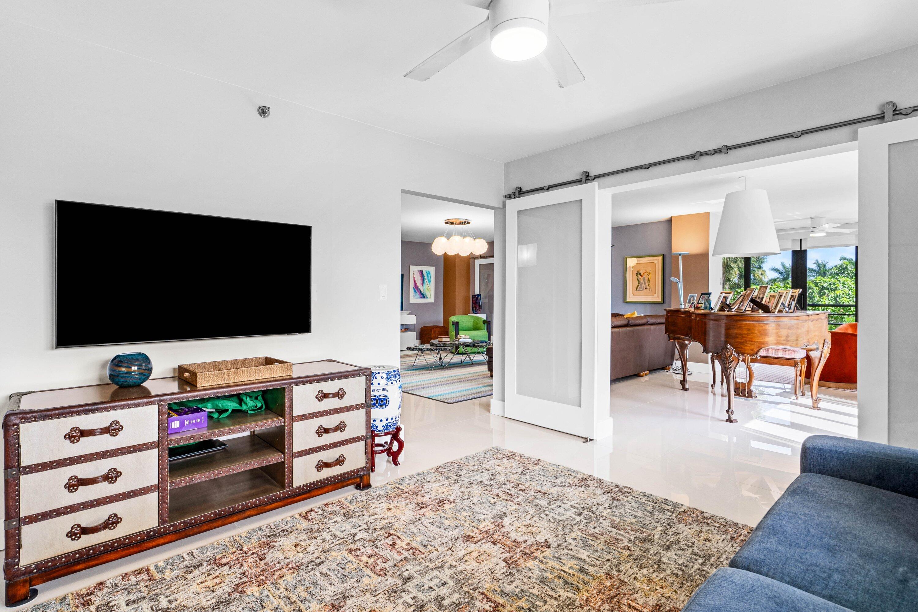 7572 Regency Lake Drive 301