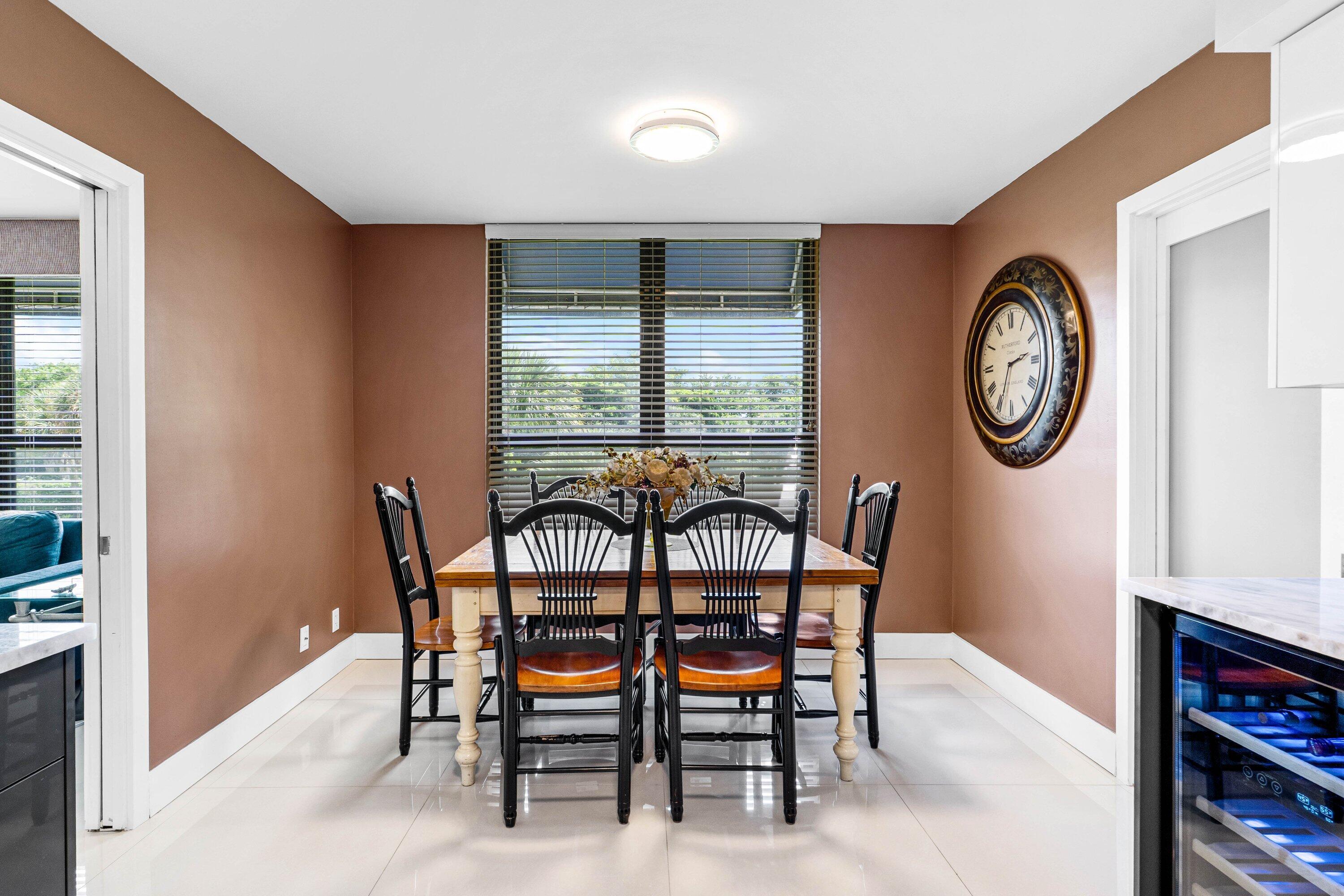 7572 Regency Lake Drive 301