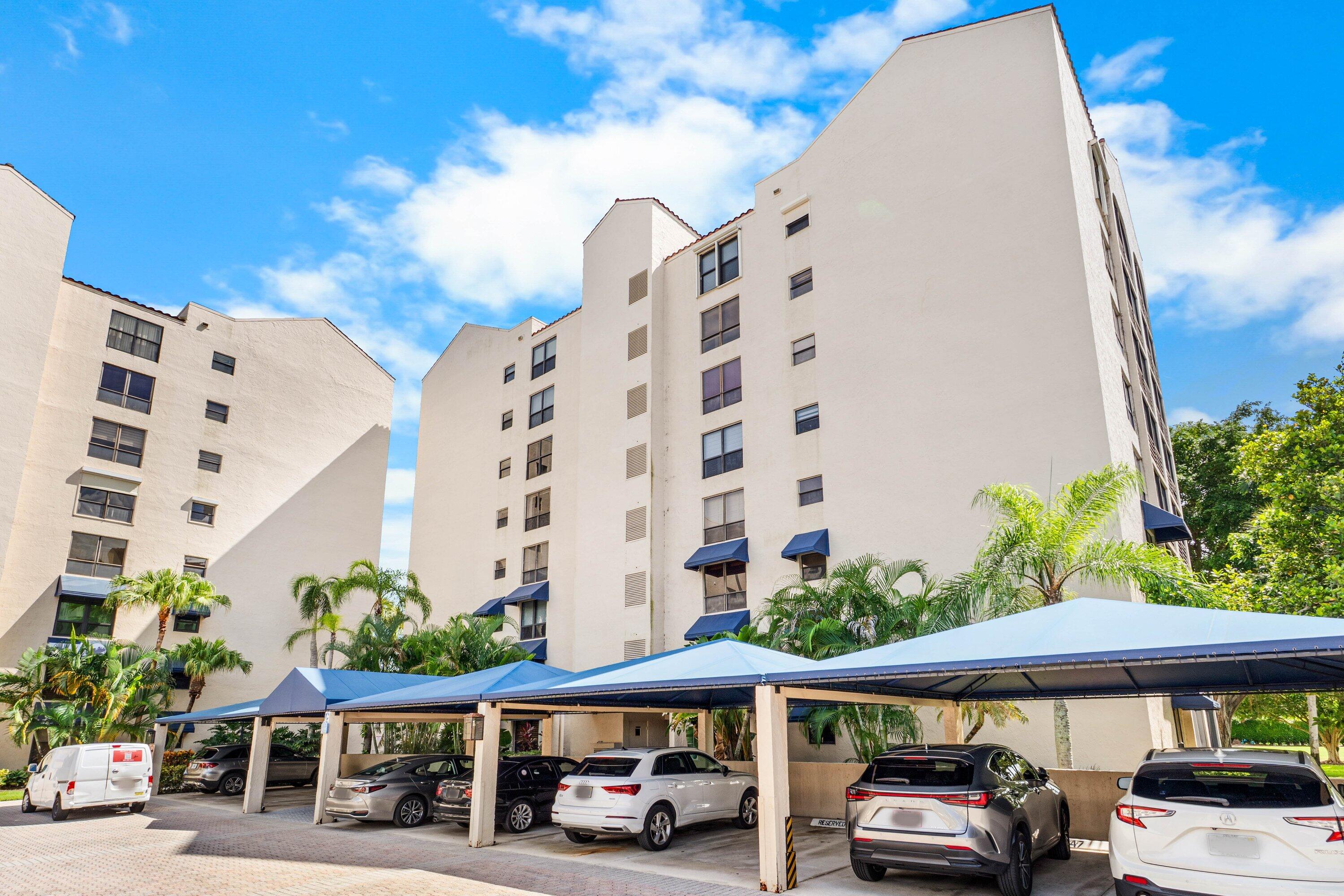 7572 Regency Lake Drive 301