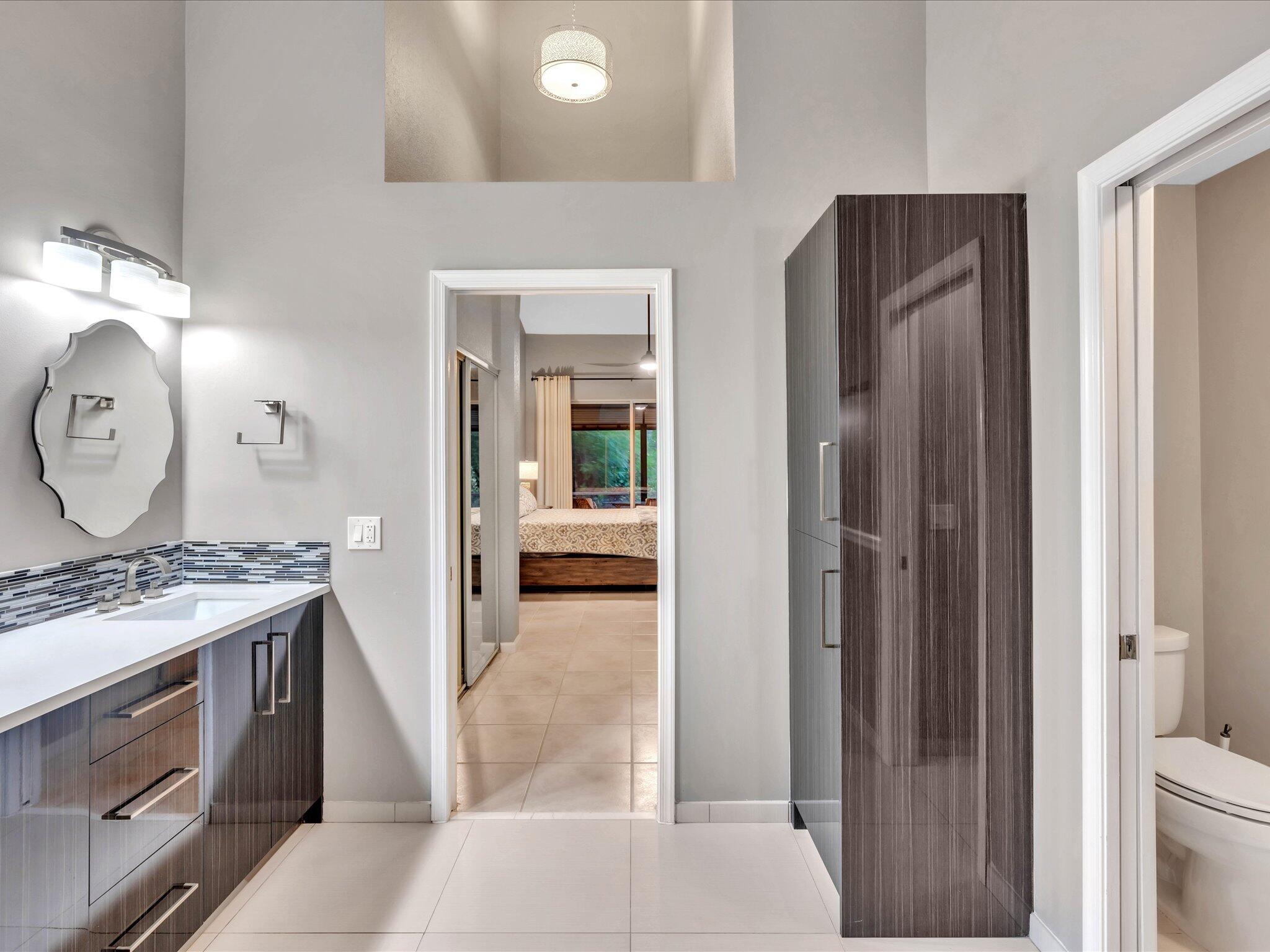 8253 Horseshoe Bay Road