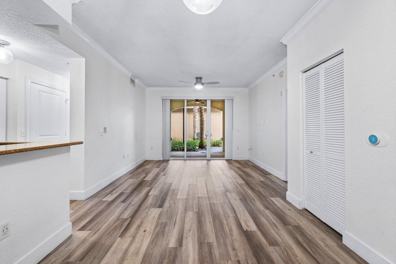 1 Renaissance Way 117