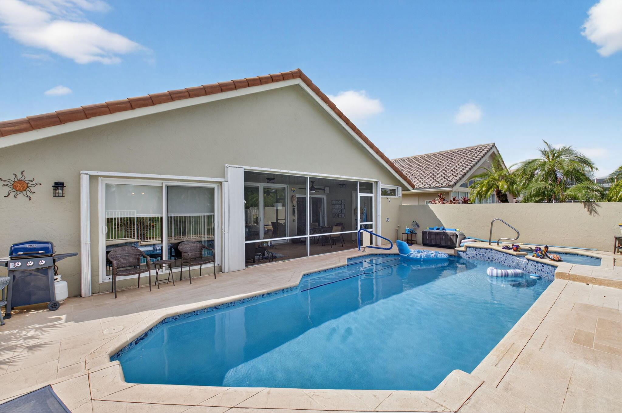 11270 Clover Leaf Circle