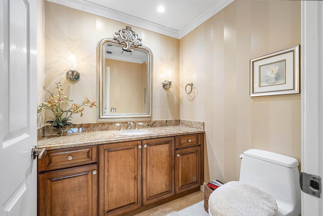 11834 Island Lakes Lane