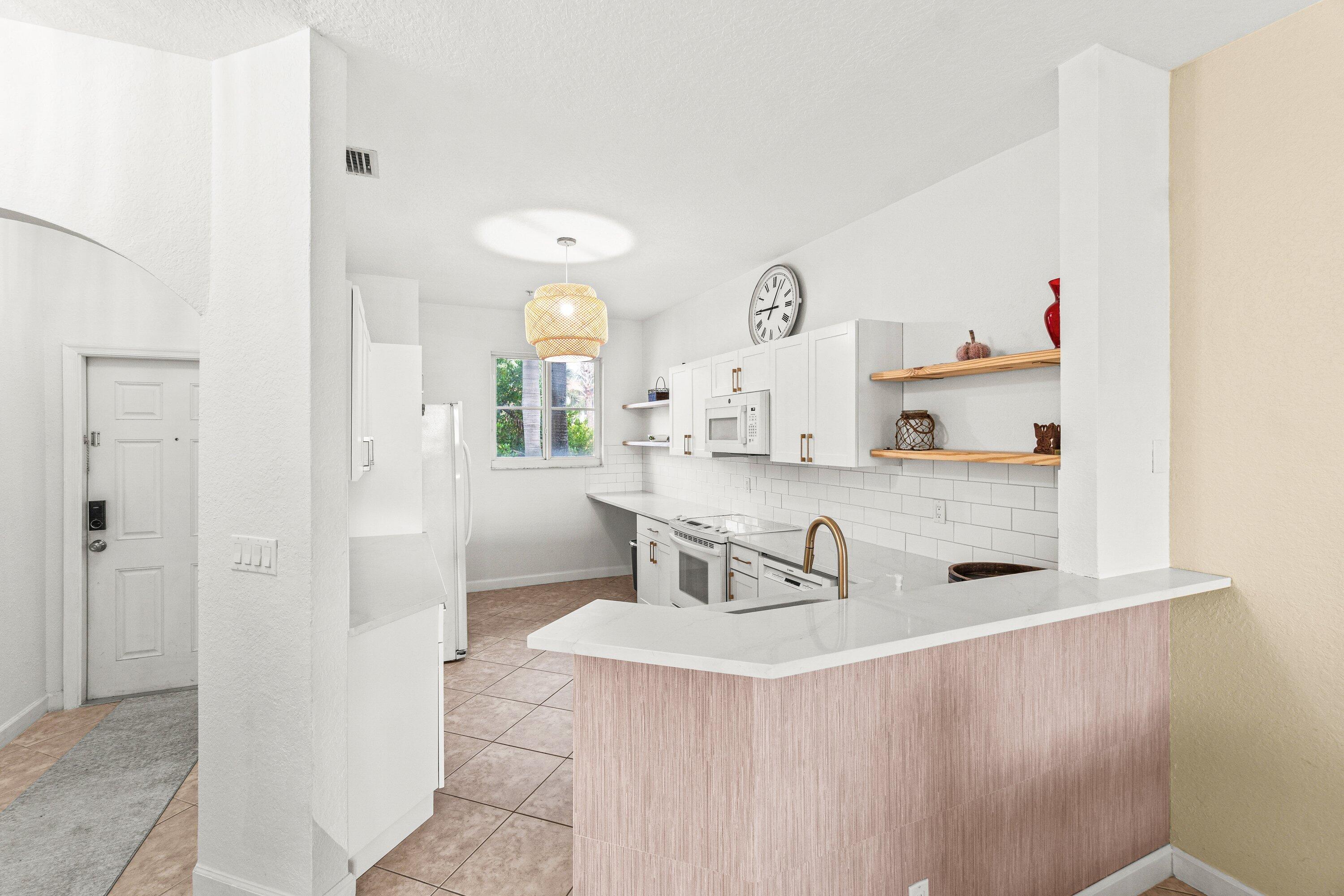 122 Bayfront Drive