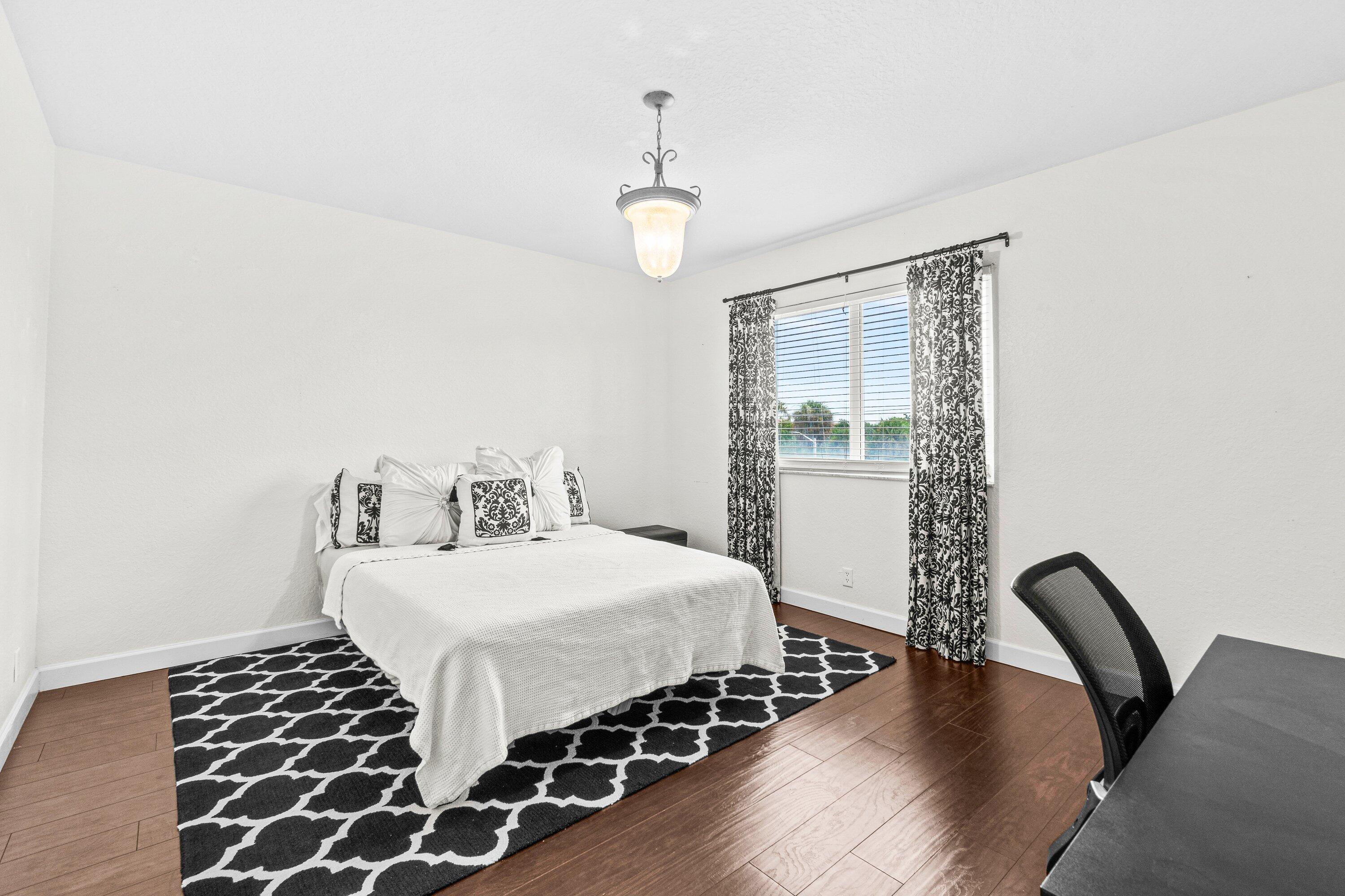 122 Bayfront Drive