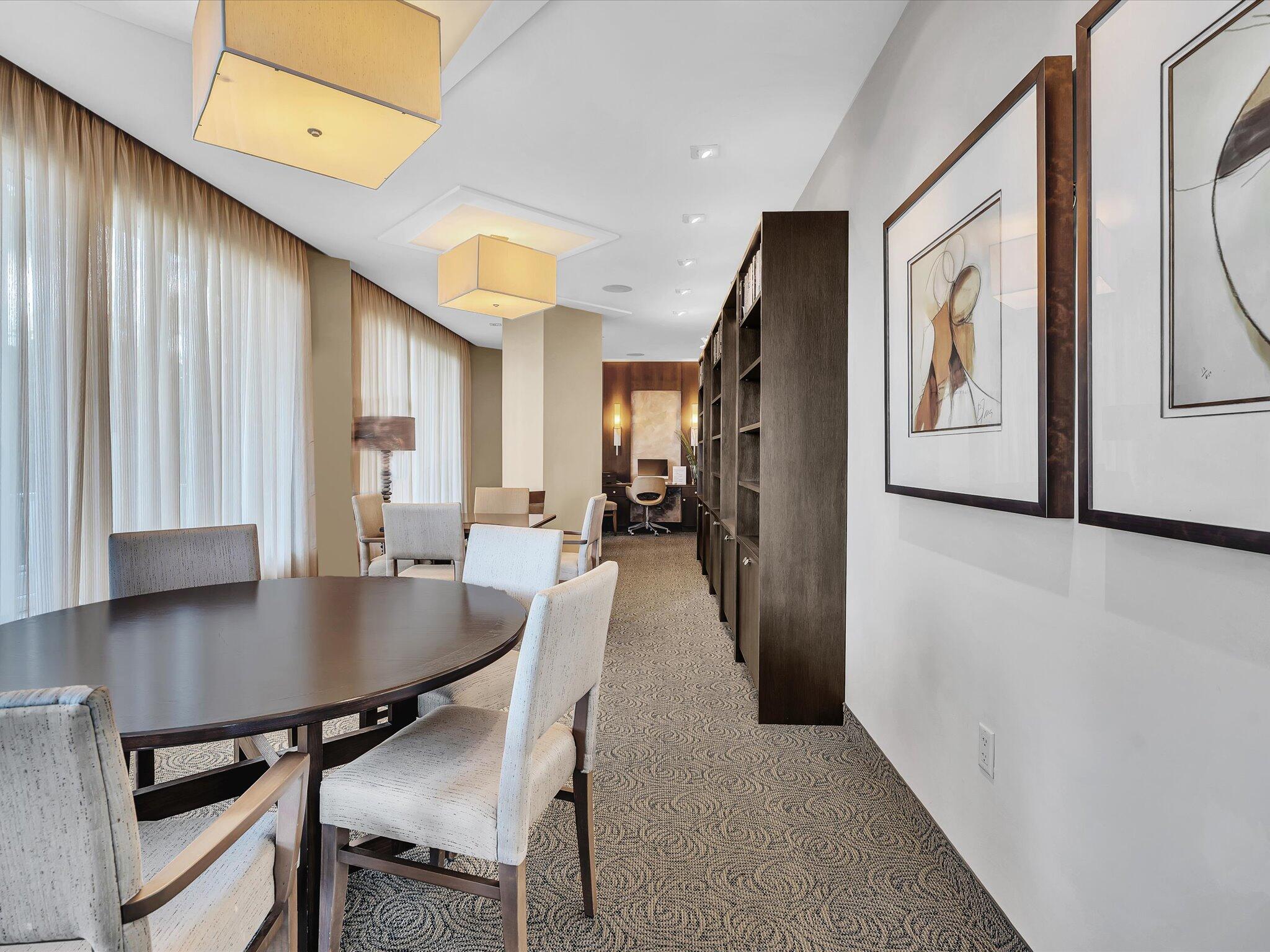 500 S Ocean Boulevard 909