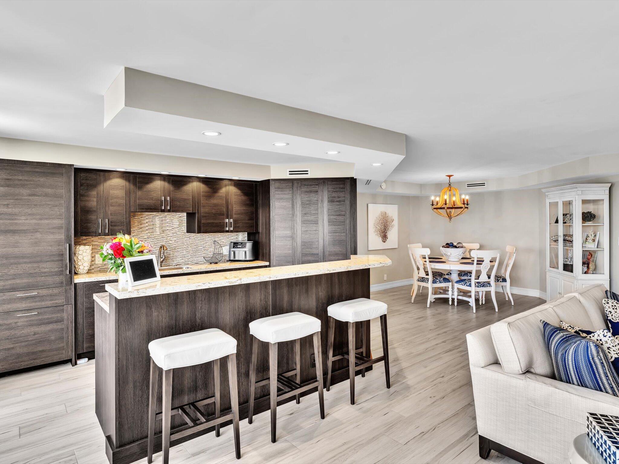 500 S Ocean Boulevard 909