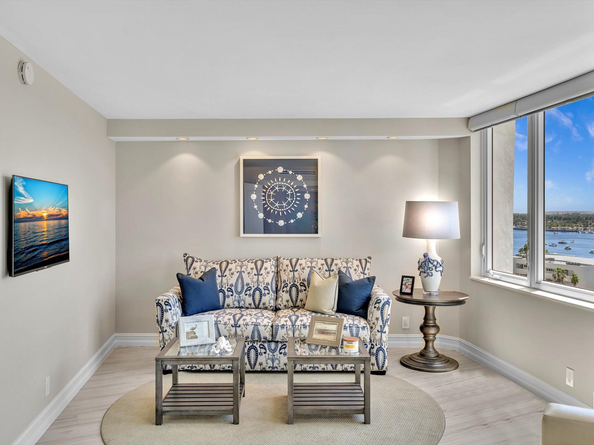500 S Ocean Boulevard 909