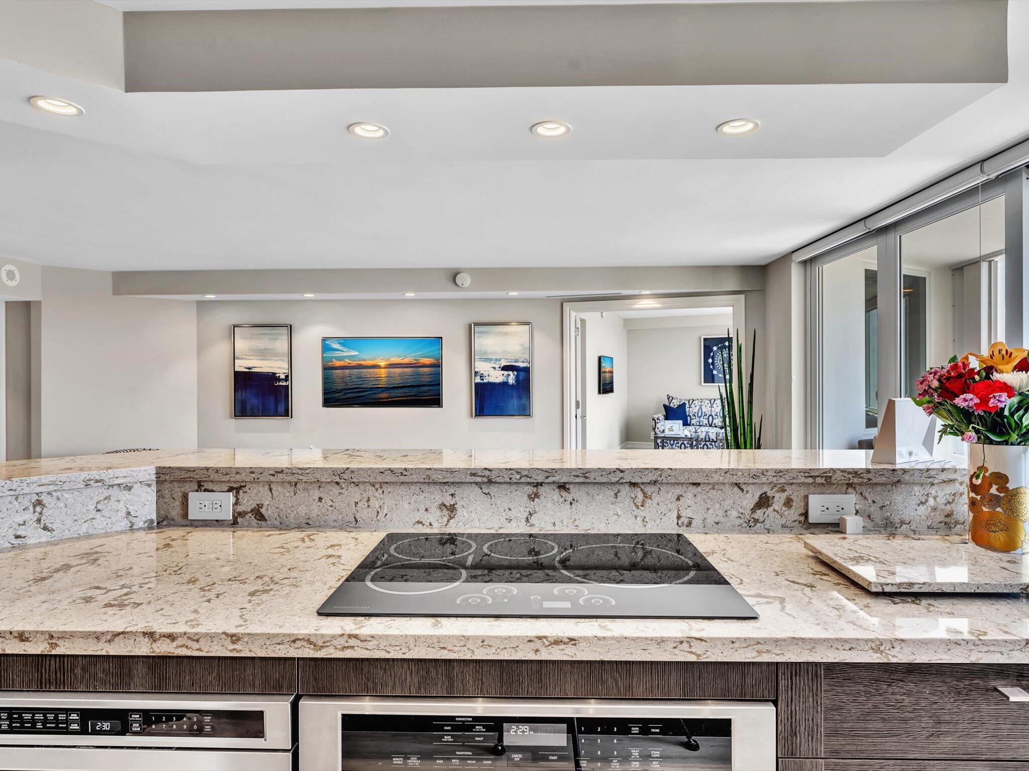 500 S Ocean Boulevard 909