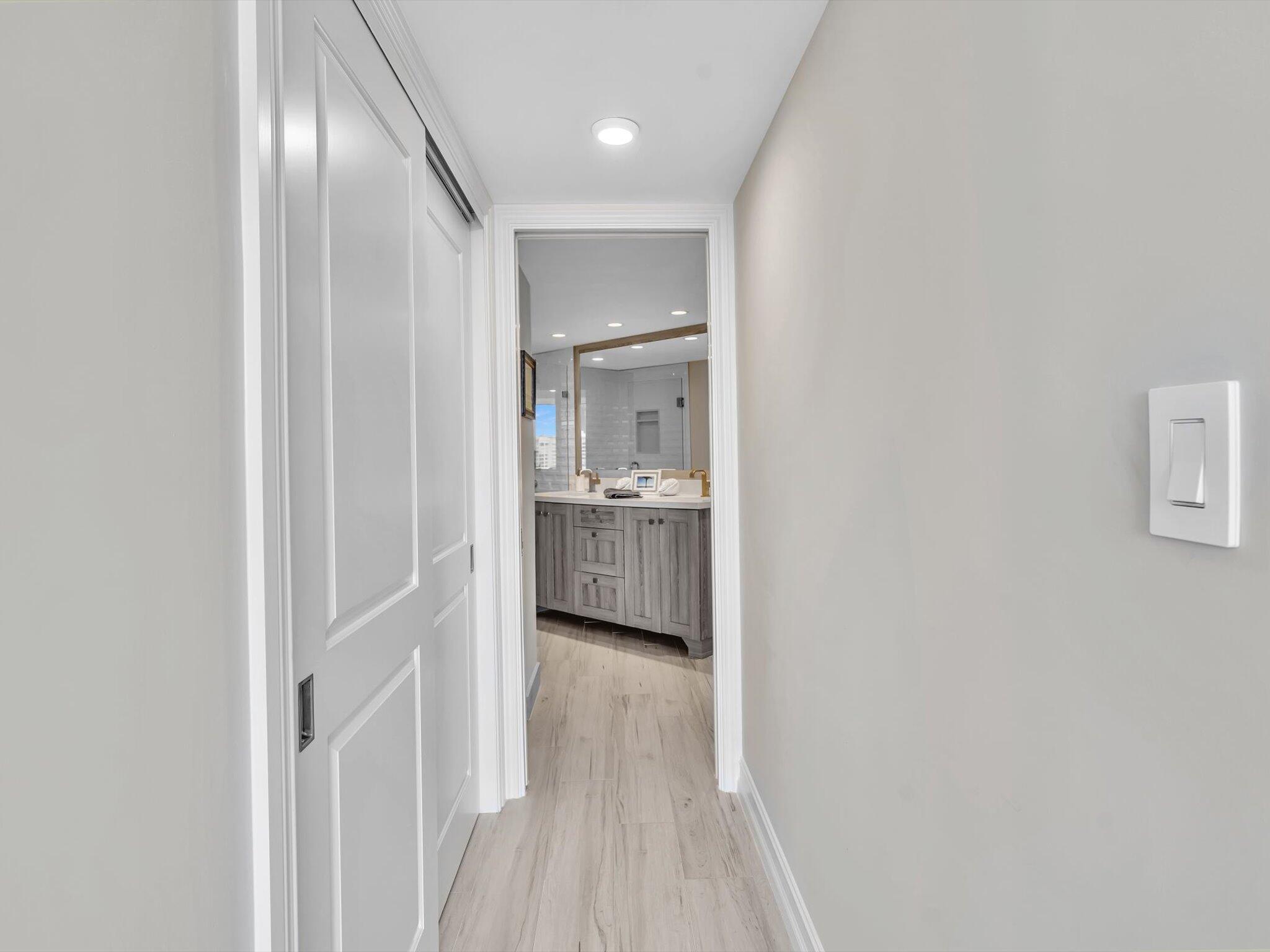 500 S Ocean Boulevard 909