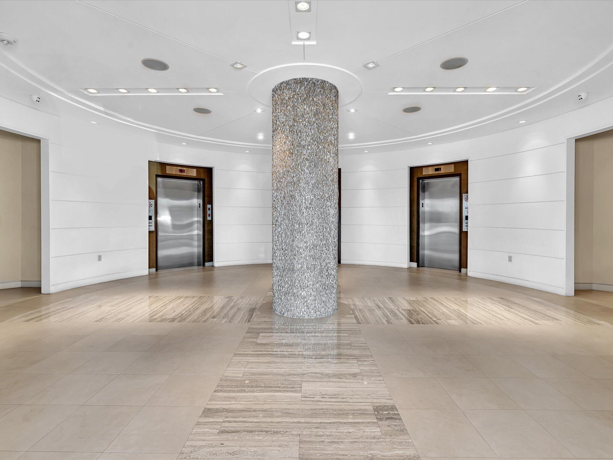 500 S Ocean Boulevard 909