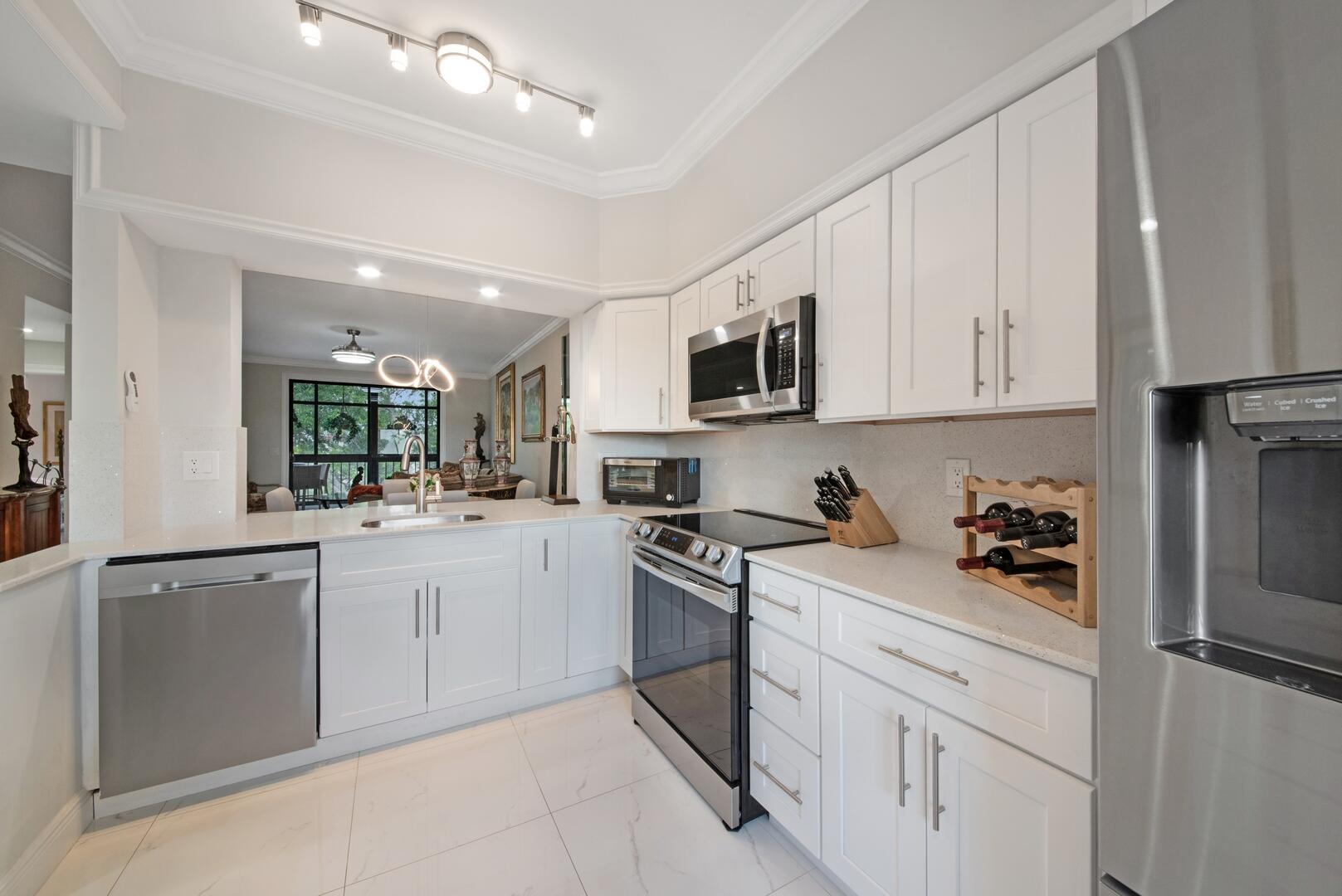 6241 Pointe Regal Circle 403