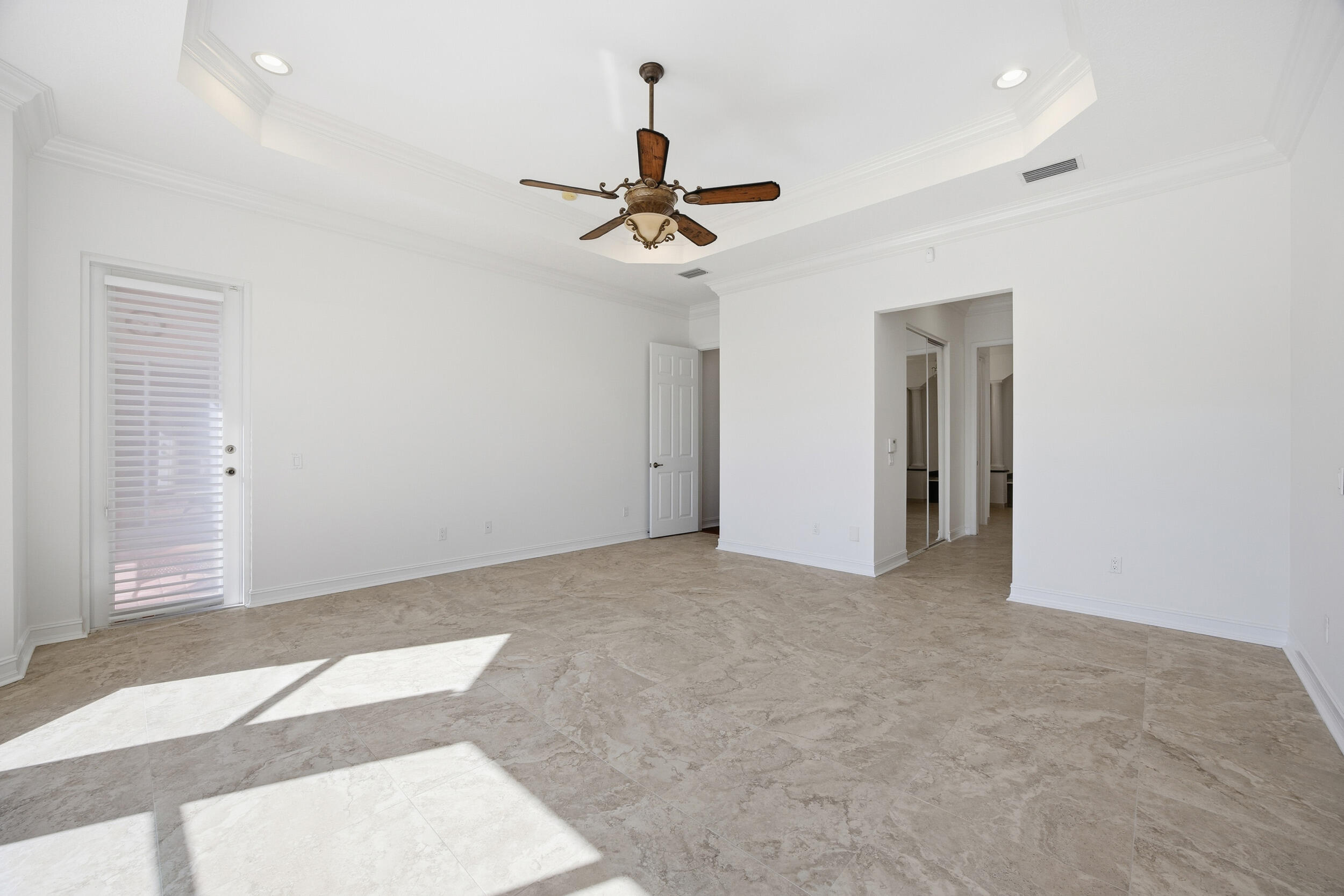 7071 Corning Circle