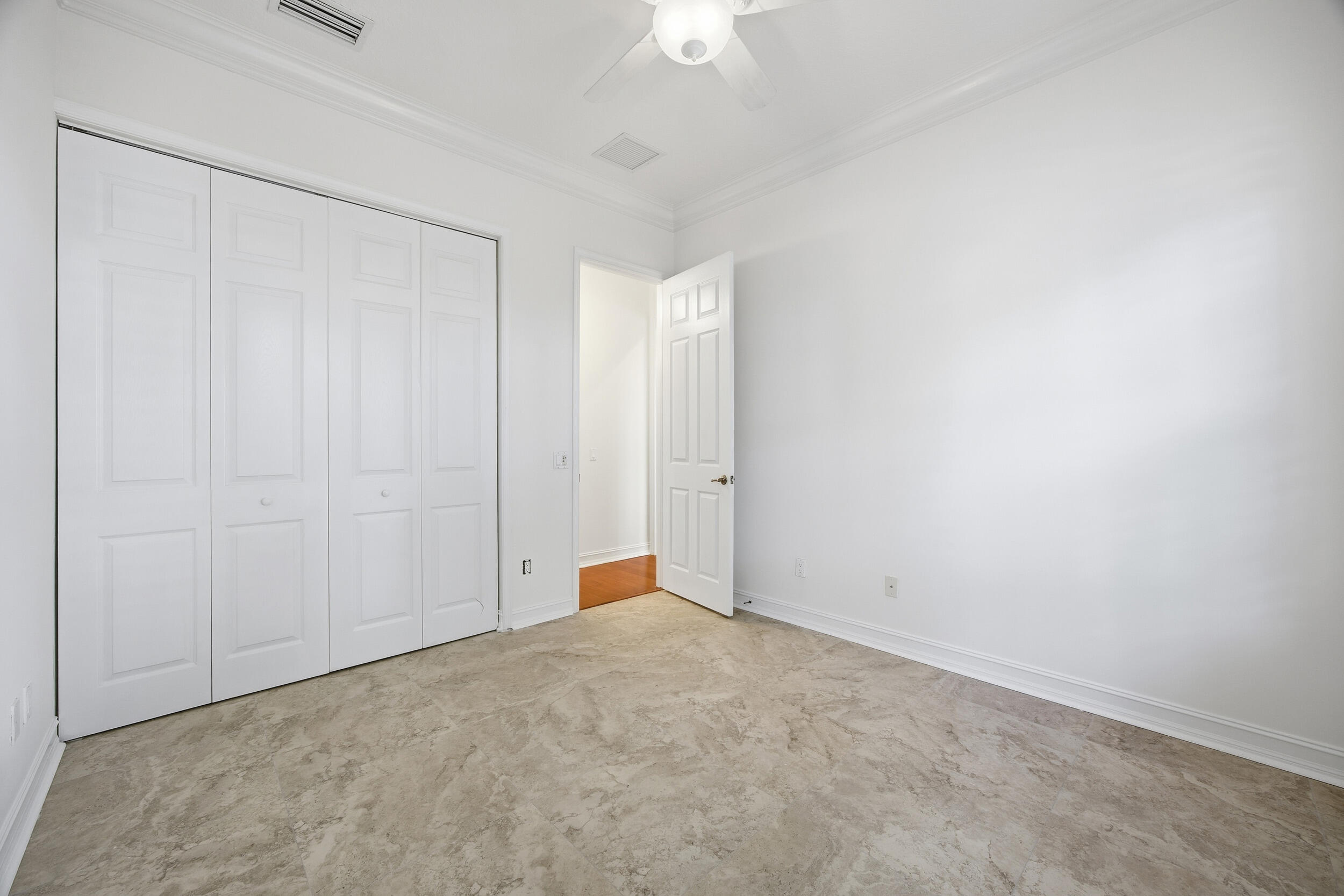 7071 Corning Circle
