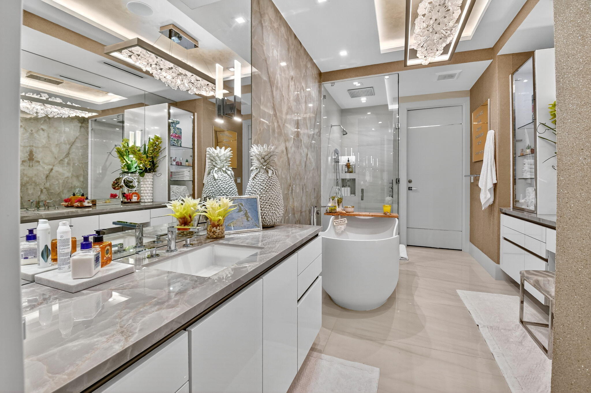 1901 S Ocean Boulevard 18