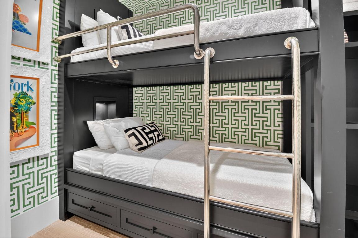 1901 S Ocean Boulevard 18