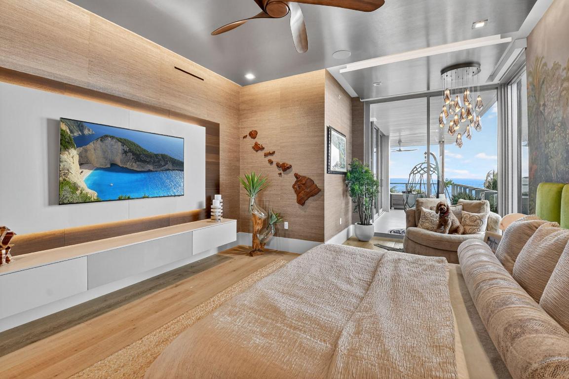 1901 S Ocean Boulevard 18