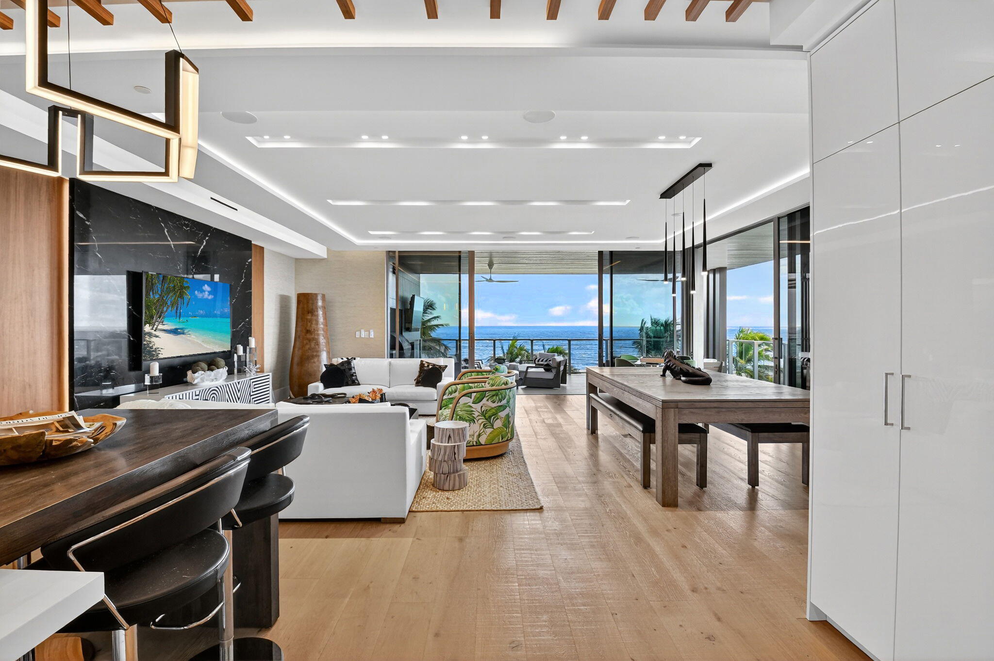 1901 S Ocean Boulevard 18