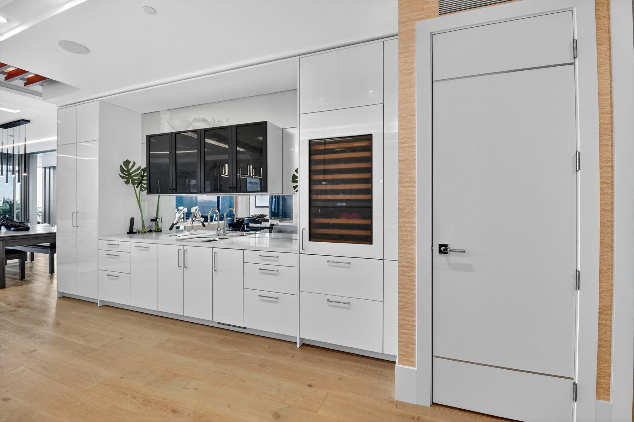 1901 S Ocean Boulevard 18