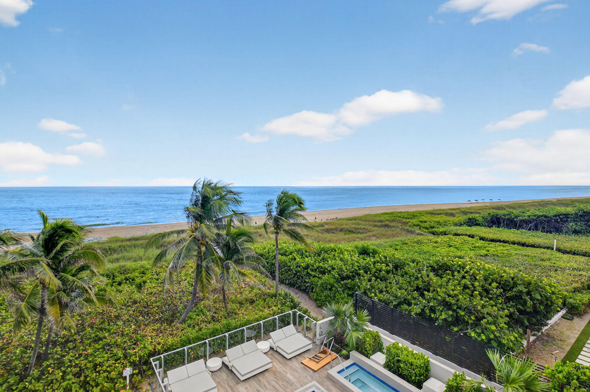 1901 S Ocean Boulevard 18