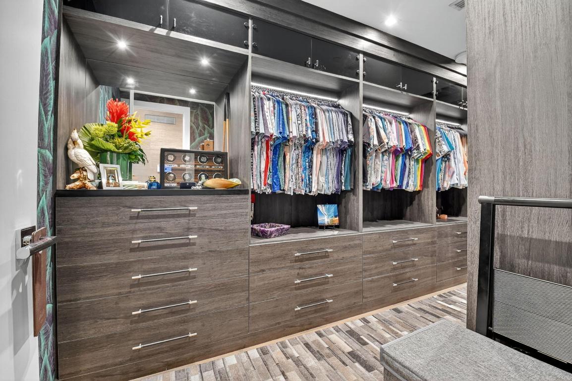 1901 S Ocean Boulevard 18