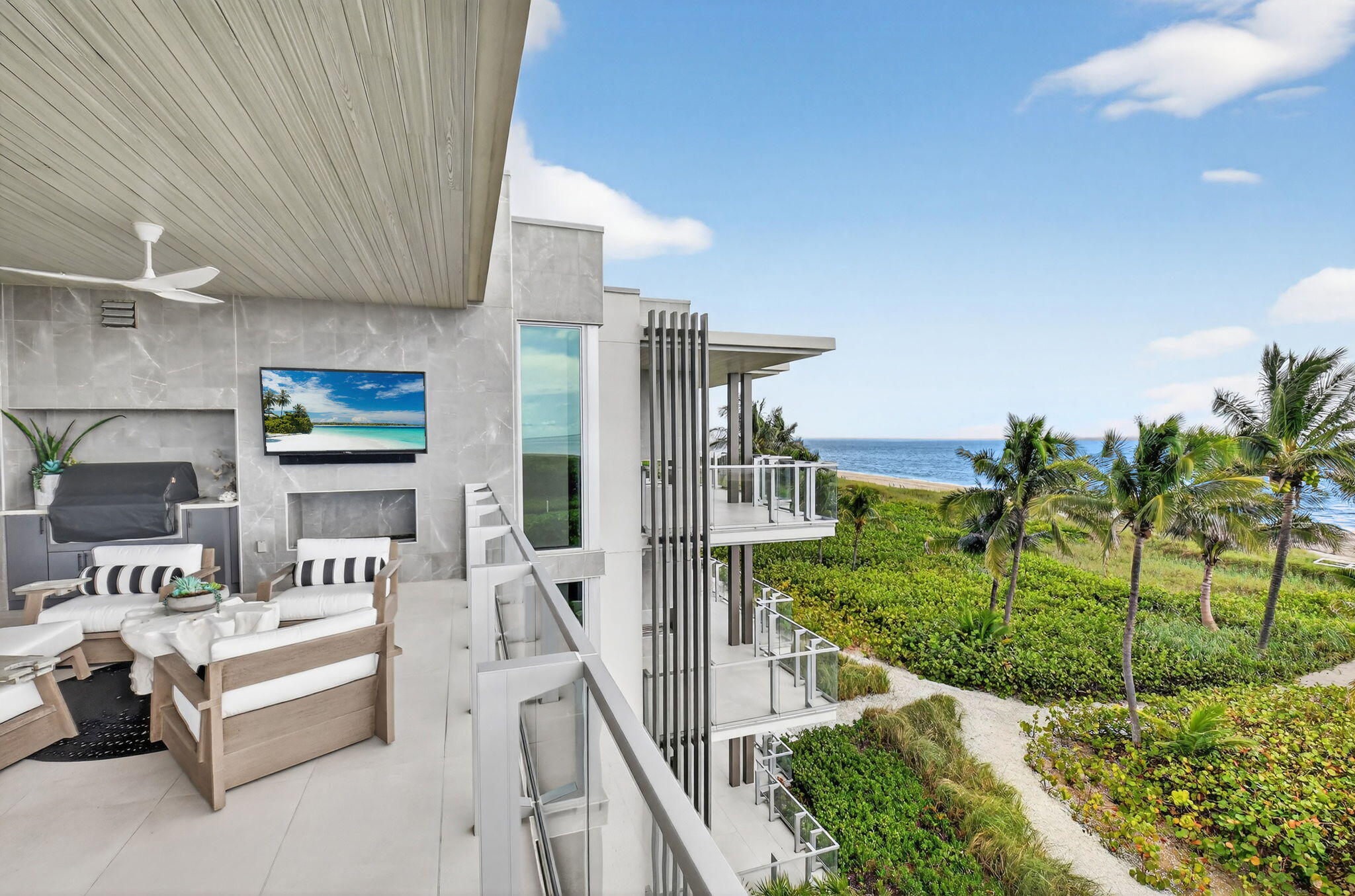 1901 S Ocean Boulevard 18