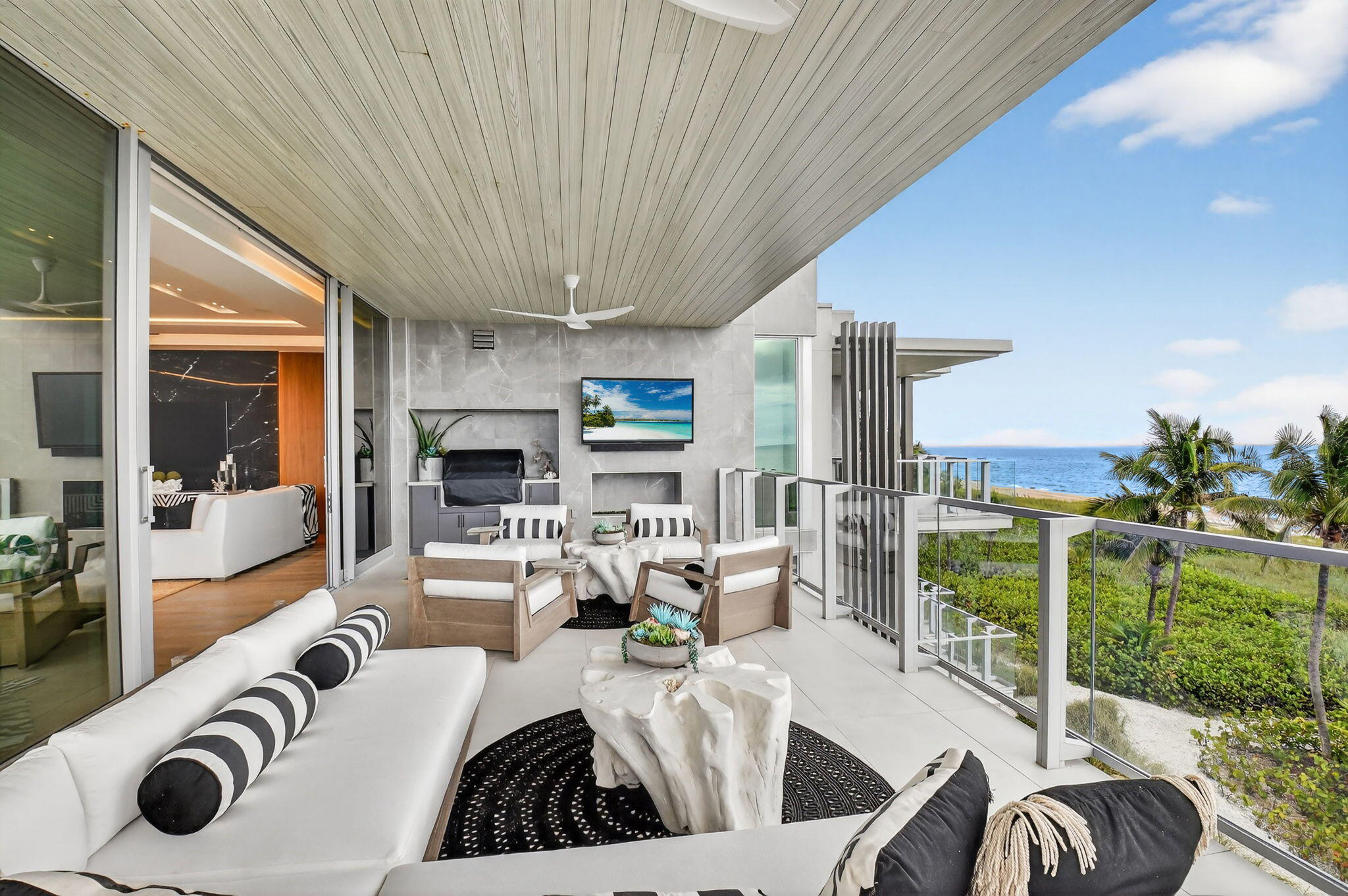 1901 S Ocean Boulevard 18