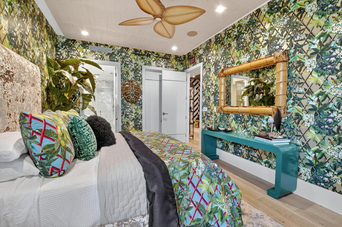 1901 S Ocean Boulevard 18