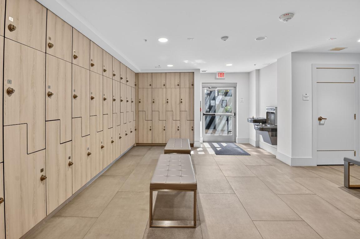 1901 S Ocean Boulevard 18