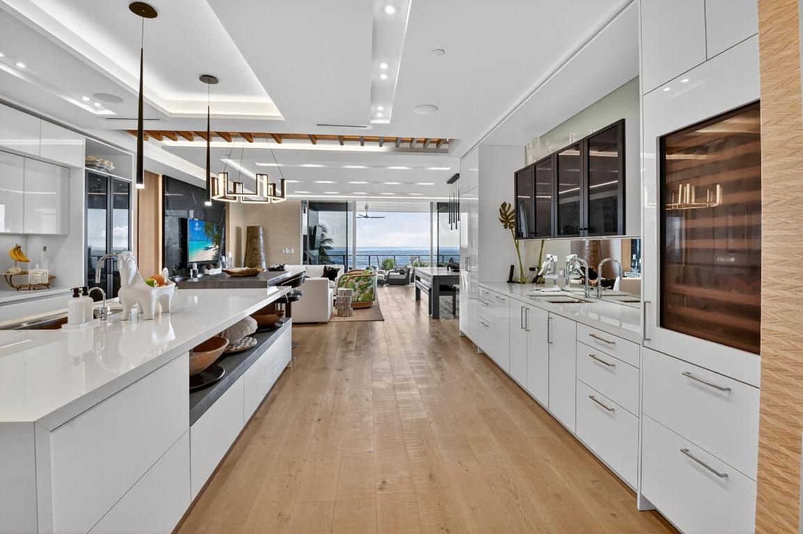 1901 S Ocean Boulevard 18