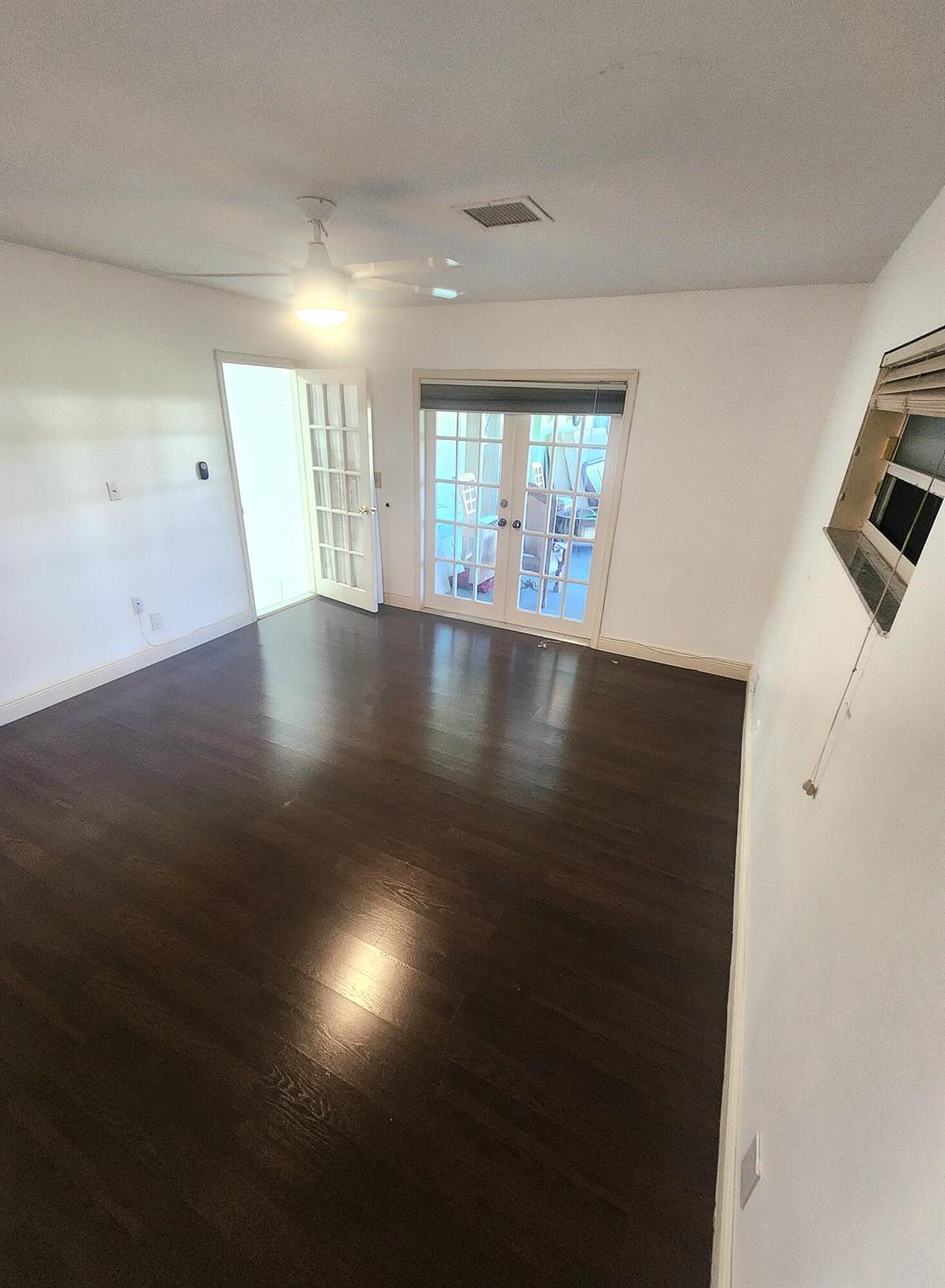 19323 Carolina Circle