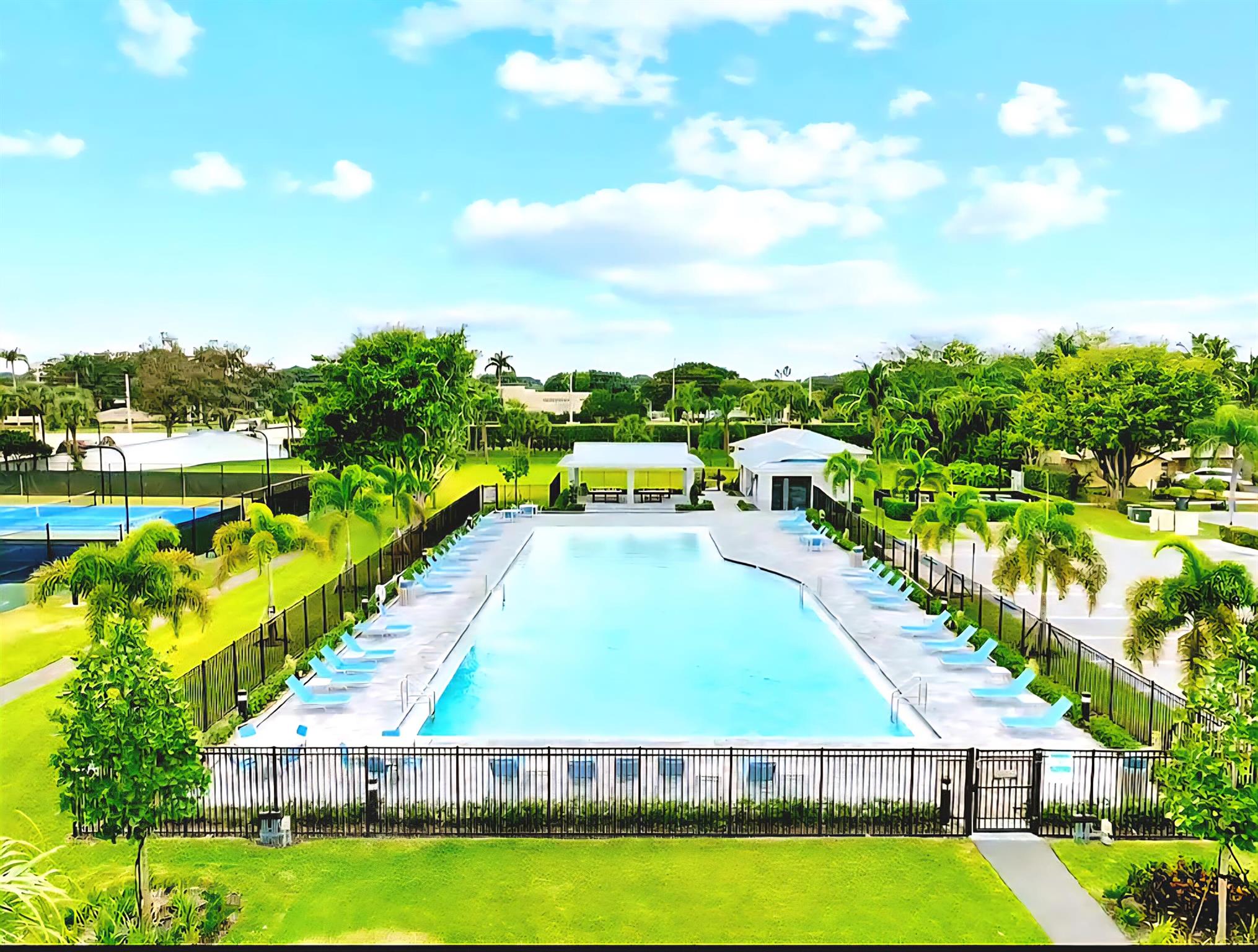 19323 Carolina Circle