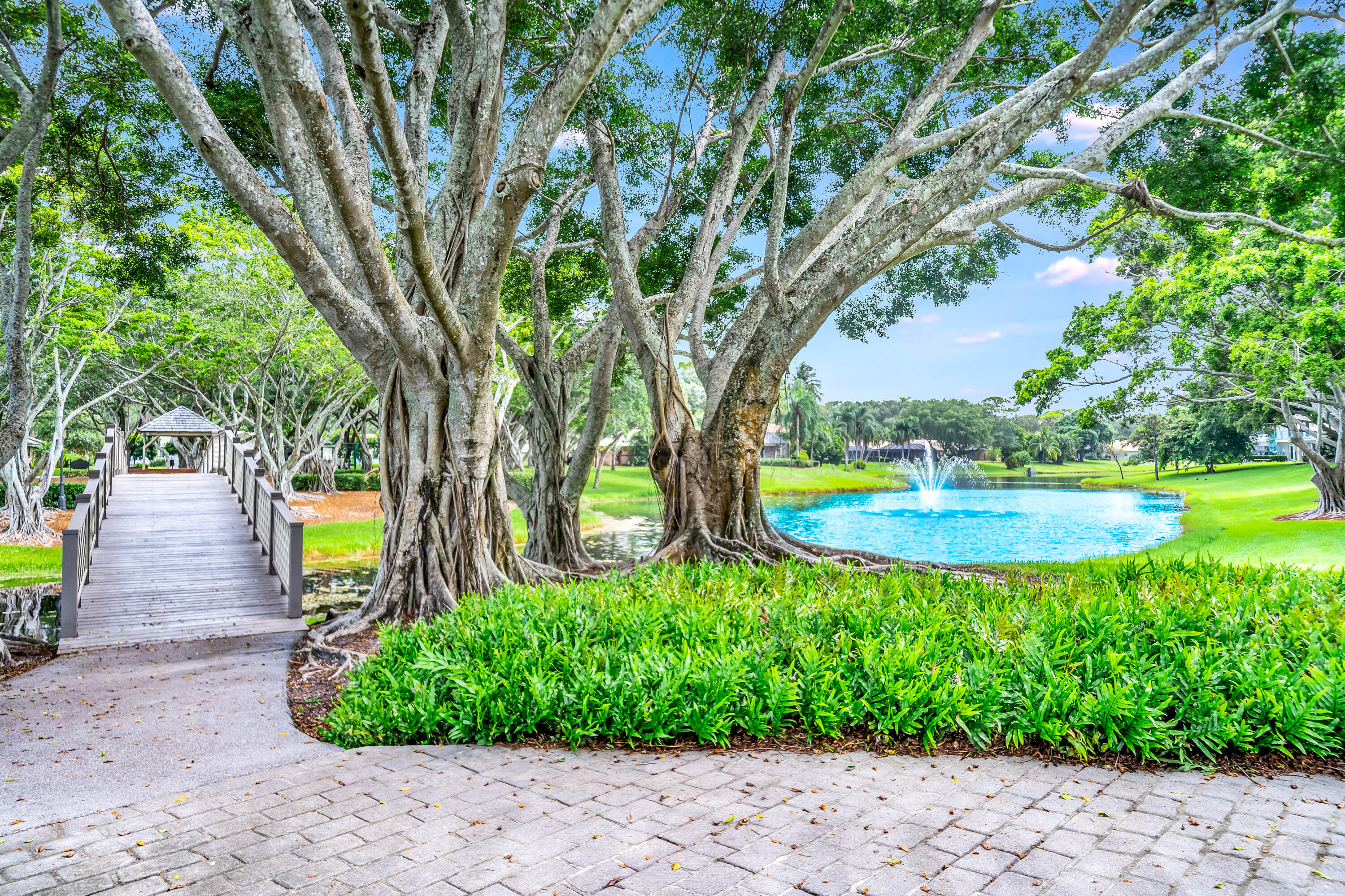 3402 Pine Haven Circle