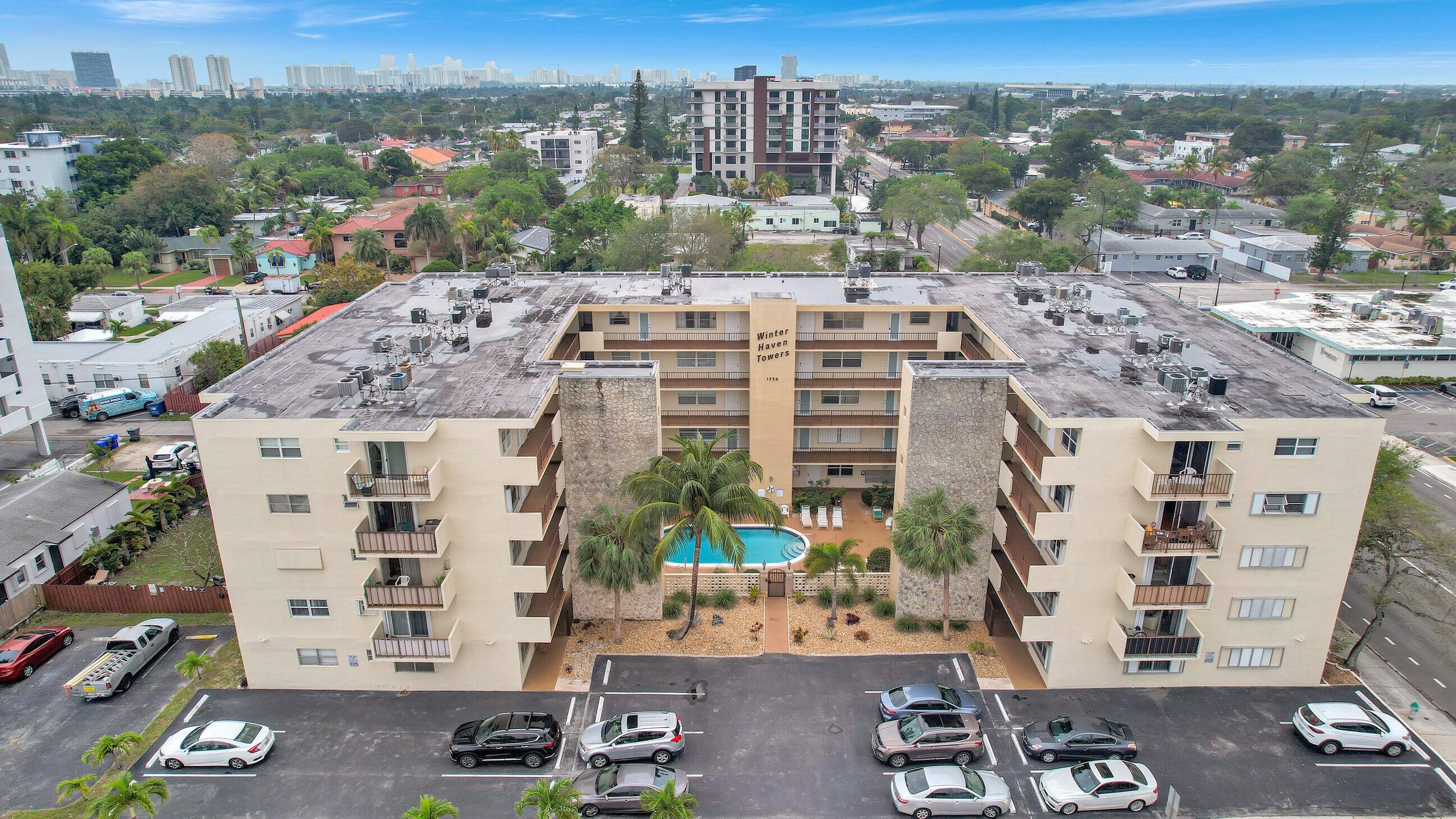 1750 Jefferson Street 305