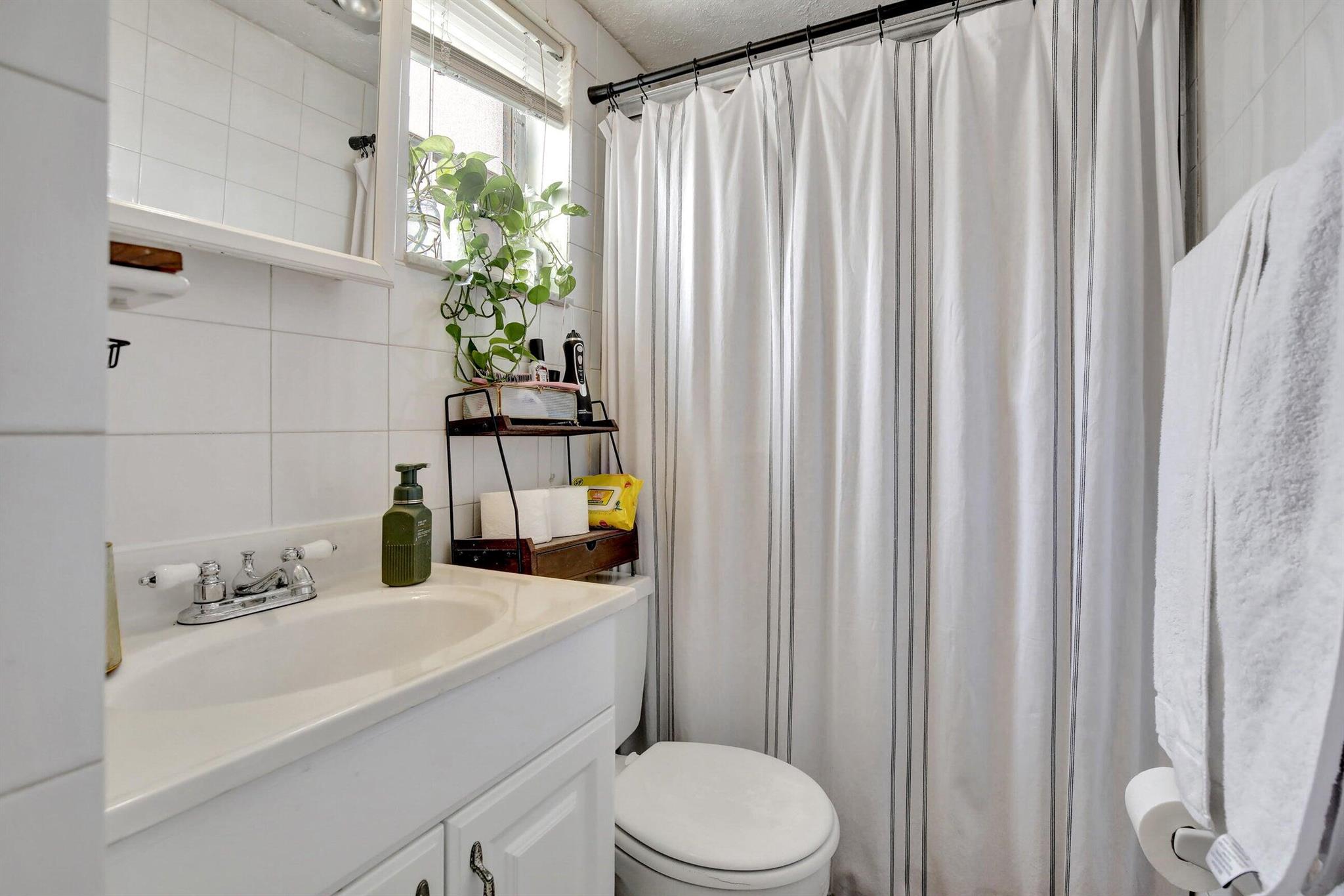 1750 Jefferson Street 305