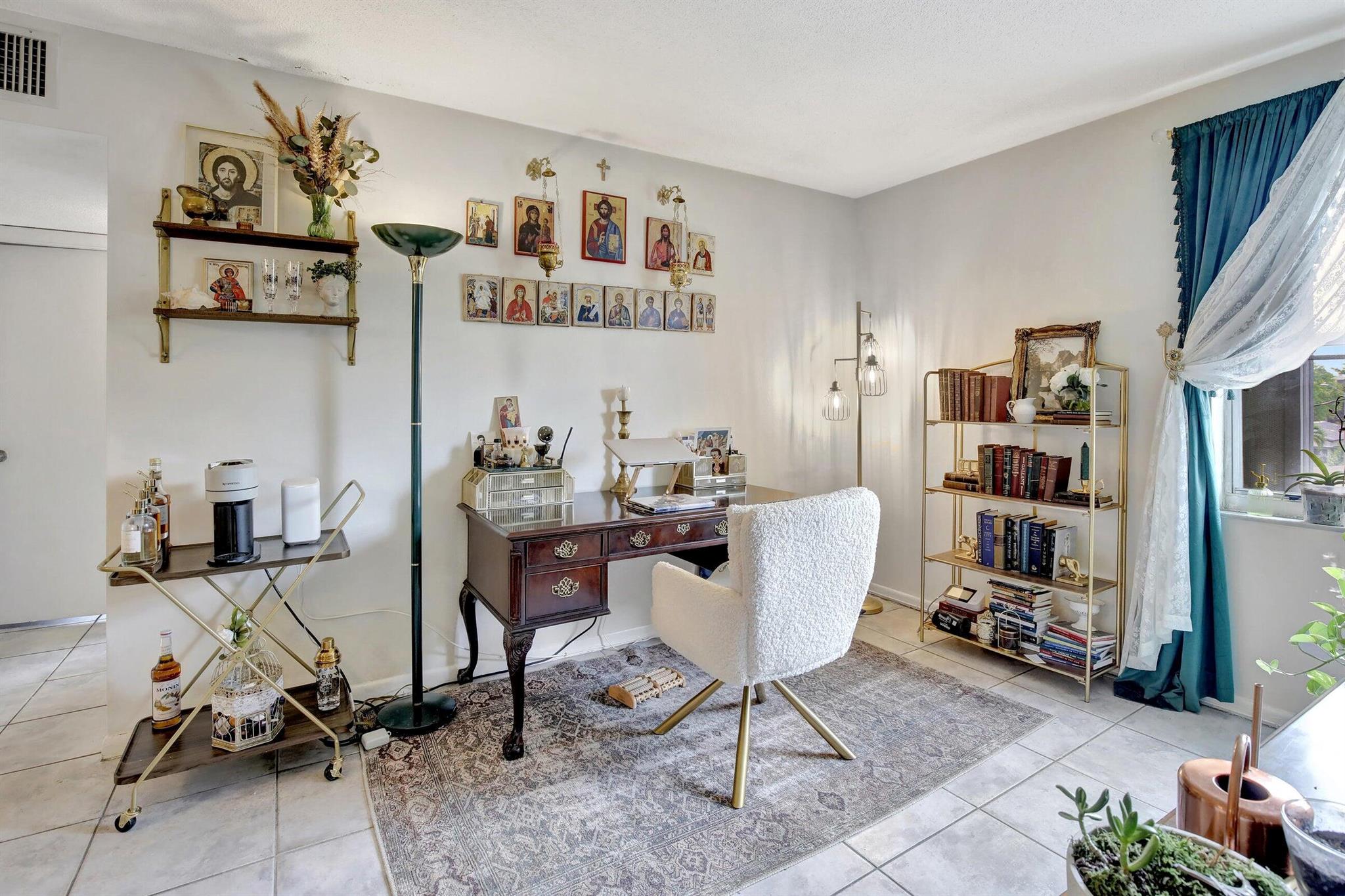 1750 Jefferson Street 305