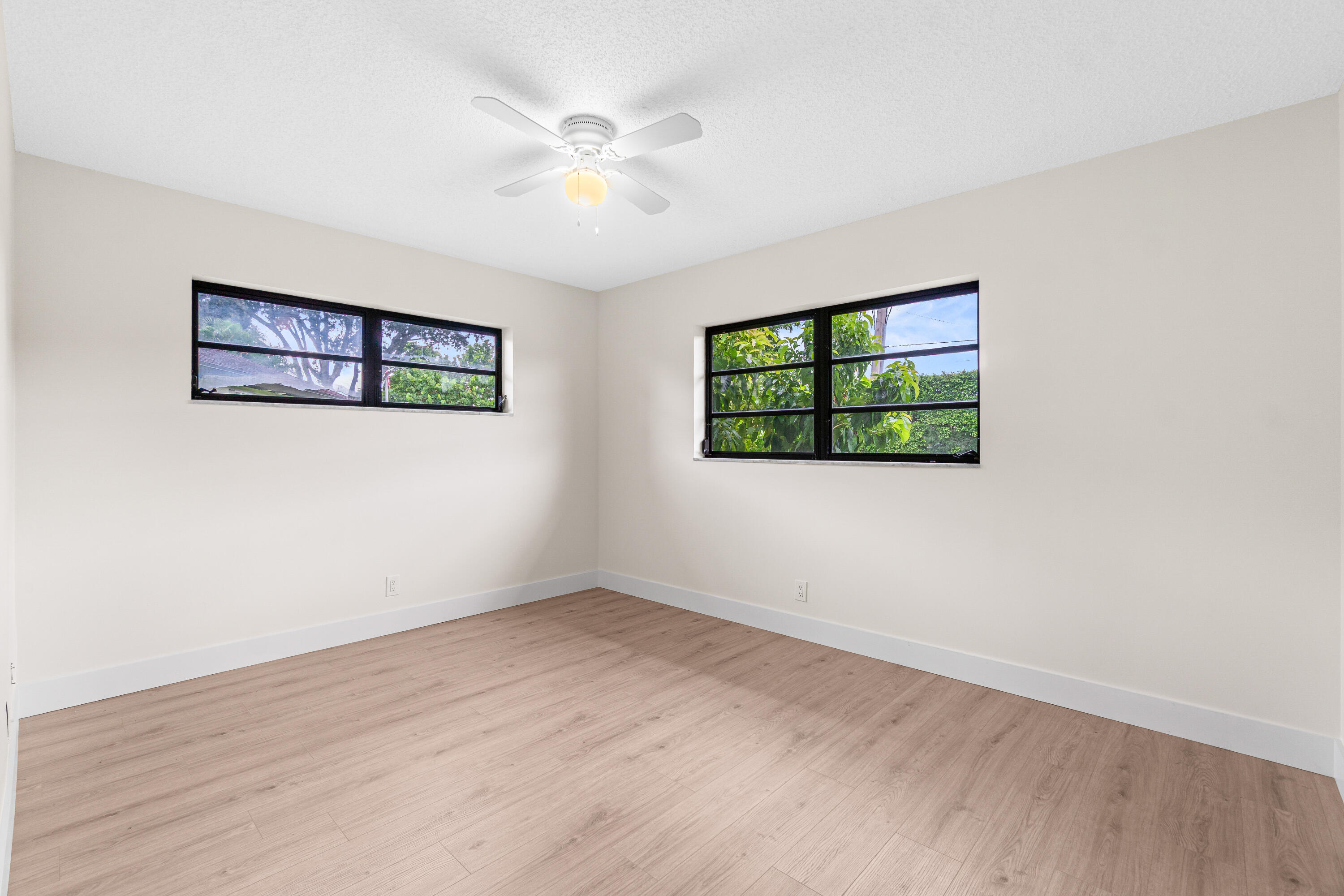 4657 Greentree Place A