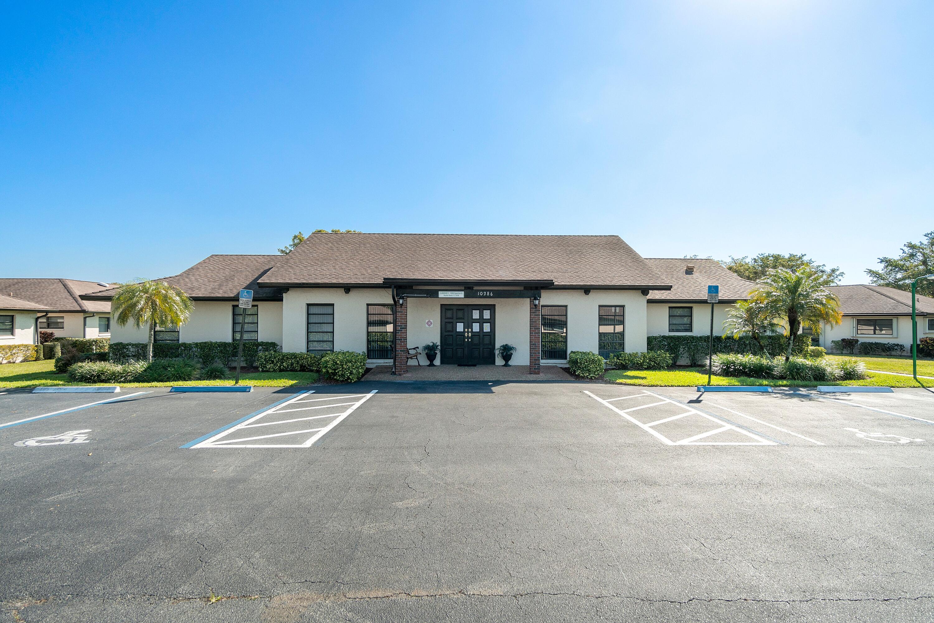 4657 Greentree Place A