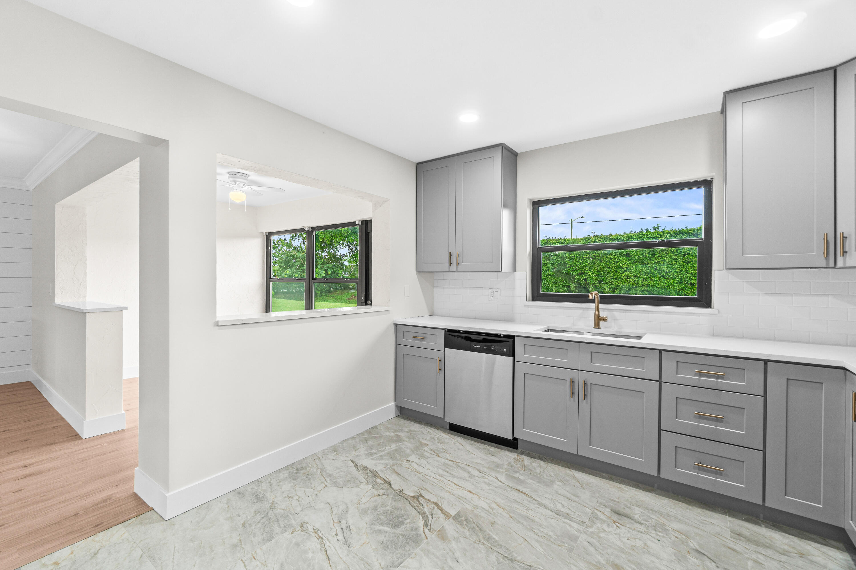 4657 Greentree Place A